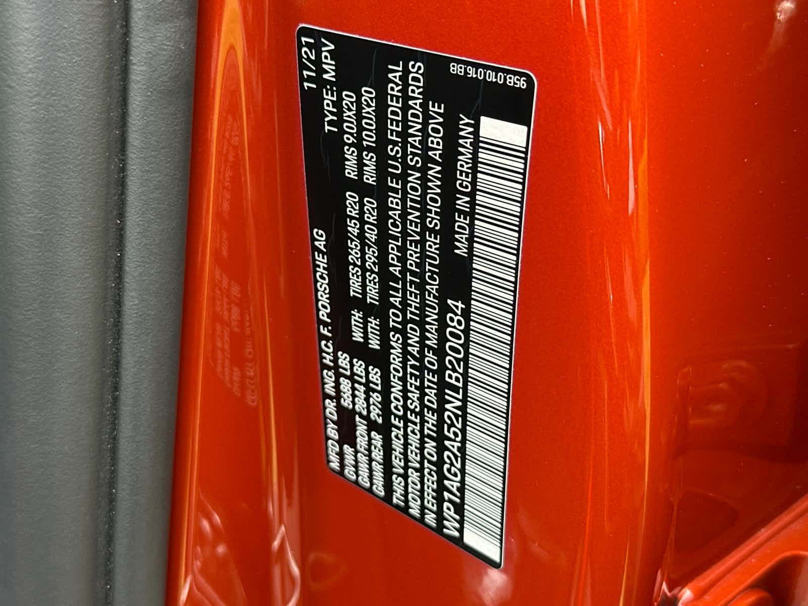 Thumbnail: 2022 Porsche Macan - 34