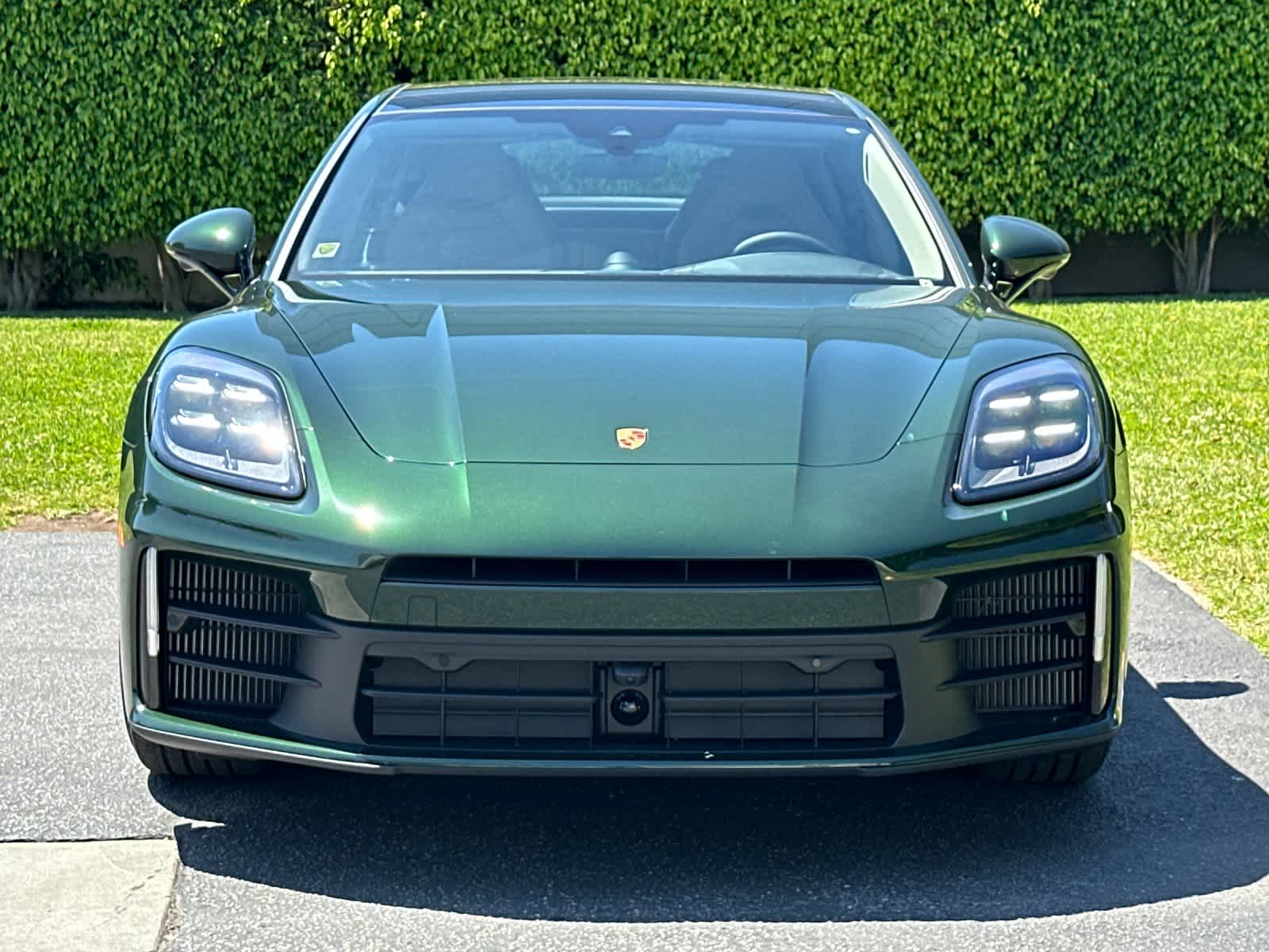 Thumbnail: 2026 Porsche Panamera - 11