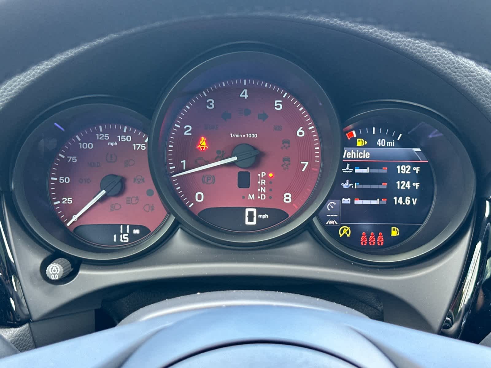 Thumbnail: 2026 Porsche Macan - 29