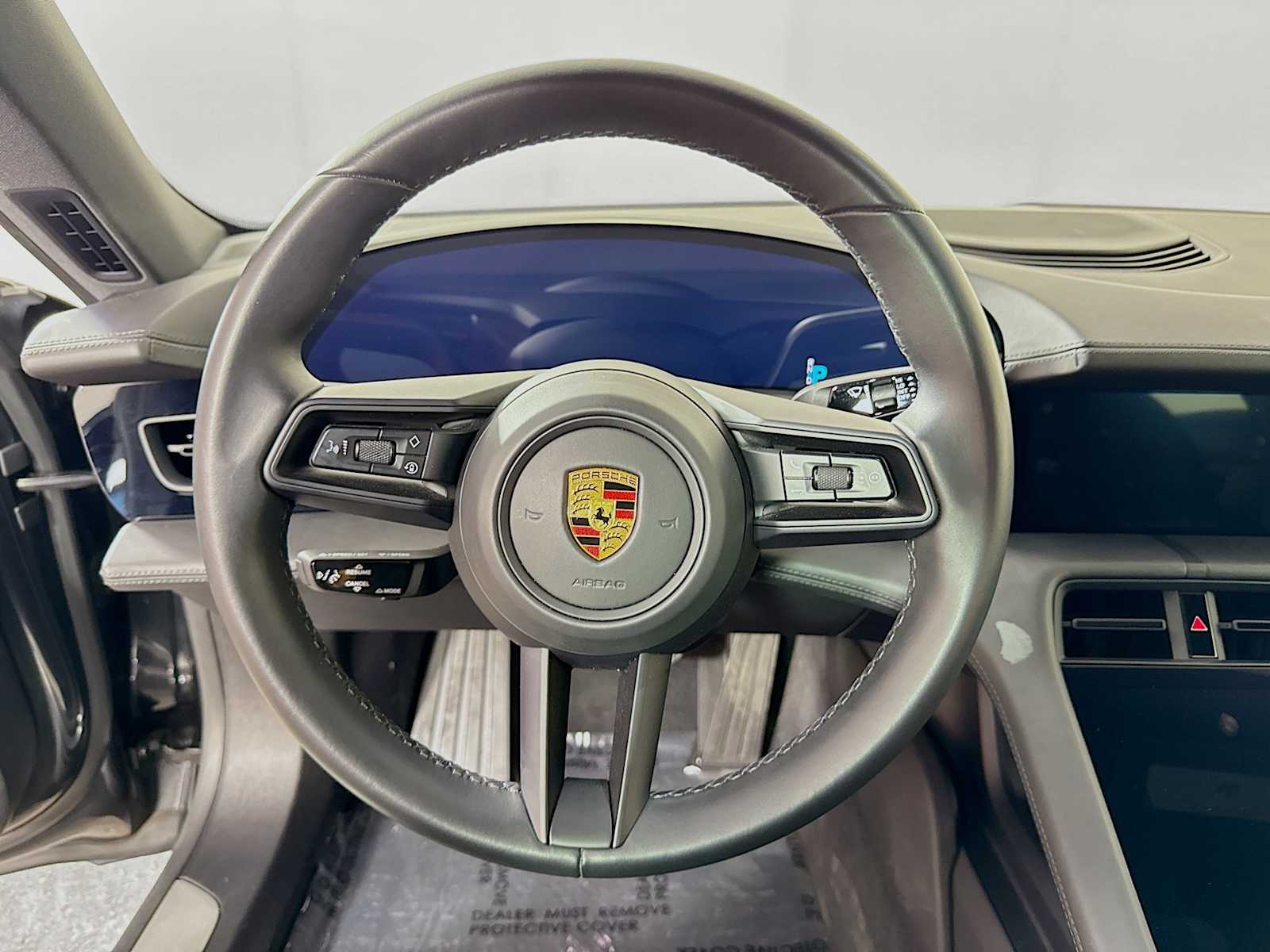 Thumbnail: 2020 Porsche Taycan - 12