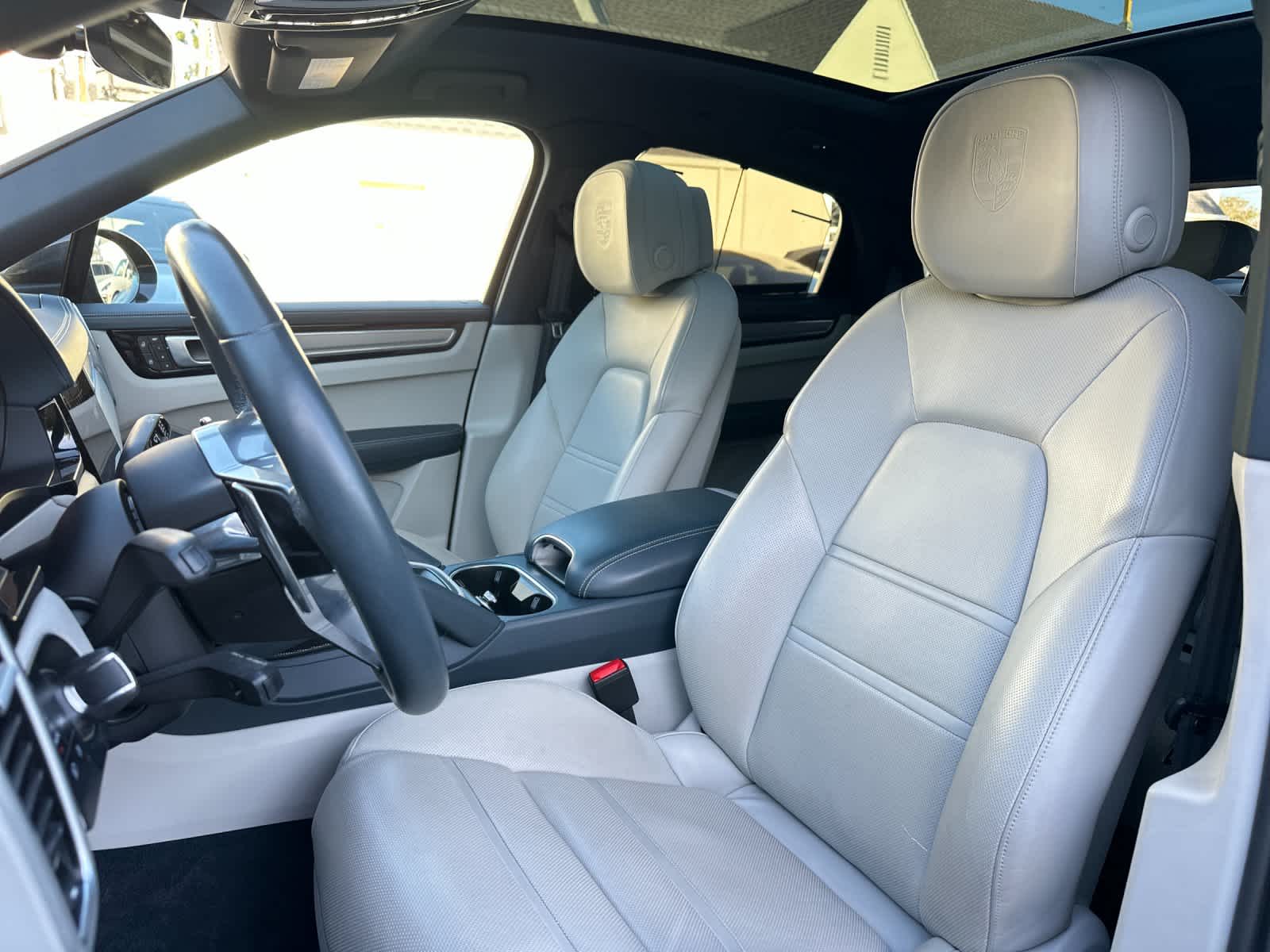 Thumbnail: 2023 Porsche Cayenne - 5