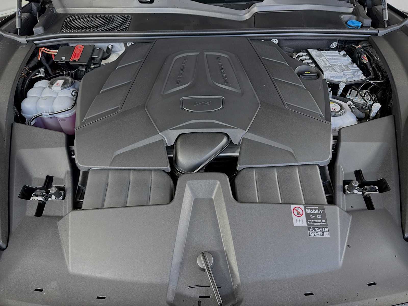 Thumbnail: 2026 Porsche Cayenne - 23