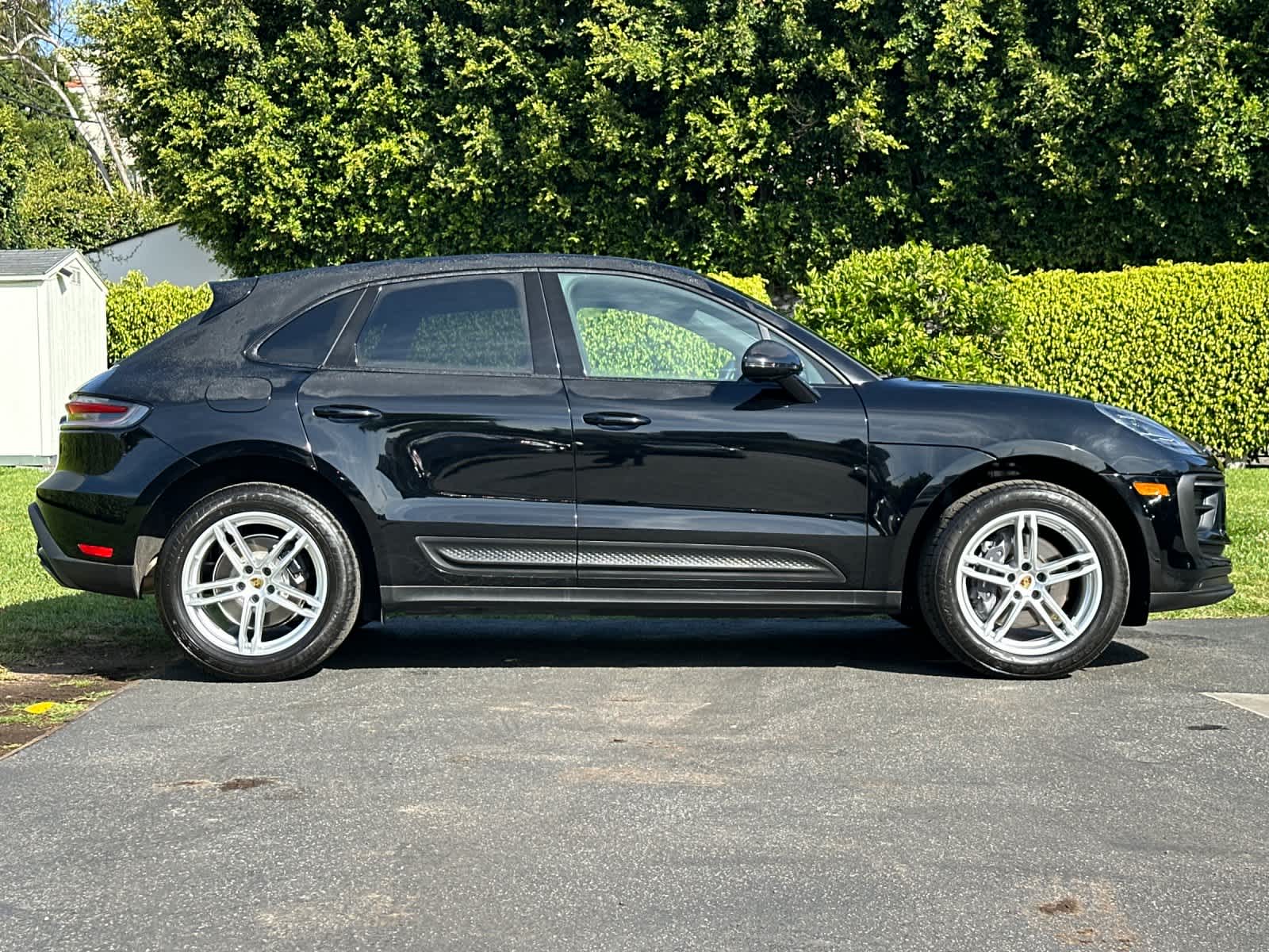 Thumbnail: 2025 Porsche Macan - 9