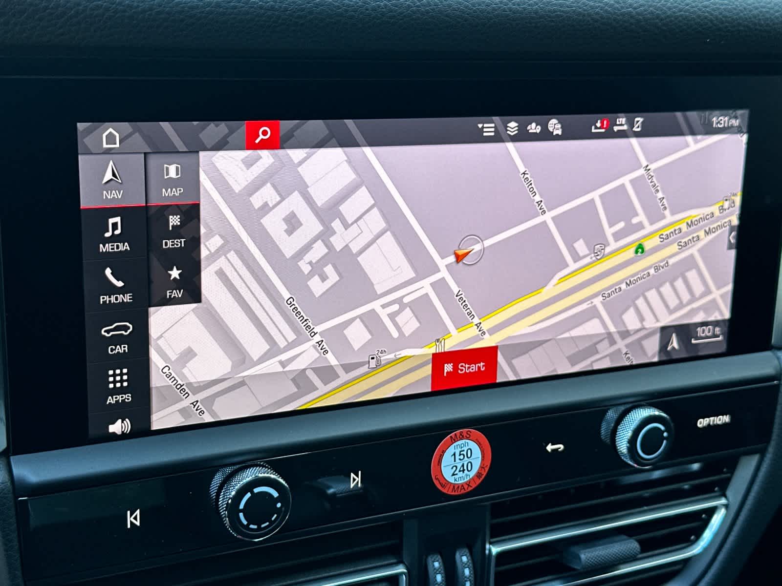 Thumbnail: 2026 Porsche Macan - 21