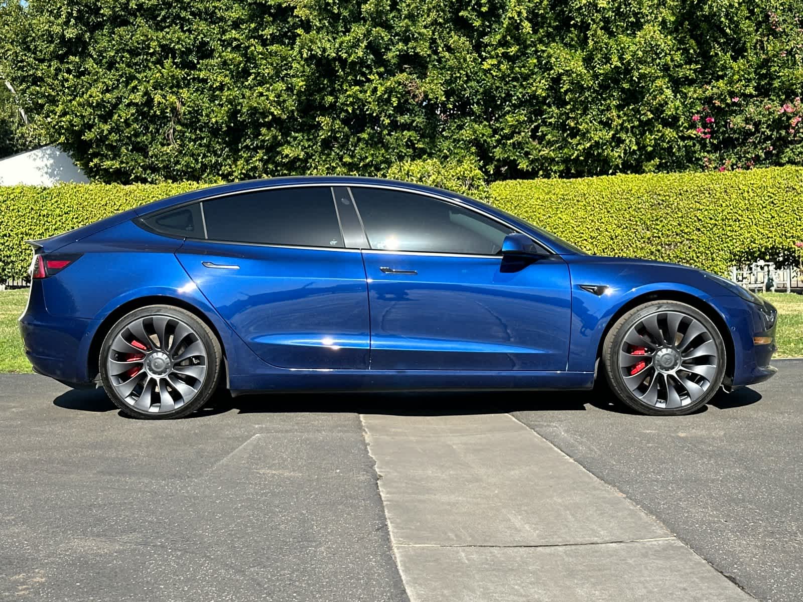 Thumbnail: 2022 Tesla Model 3 - 9