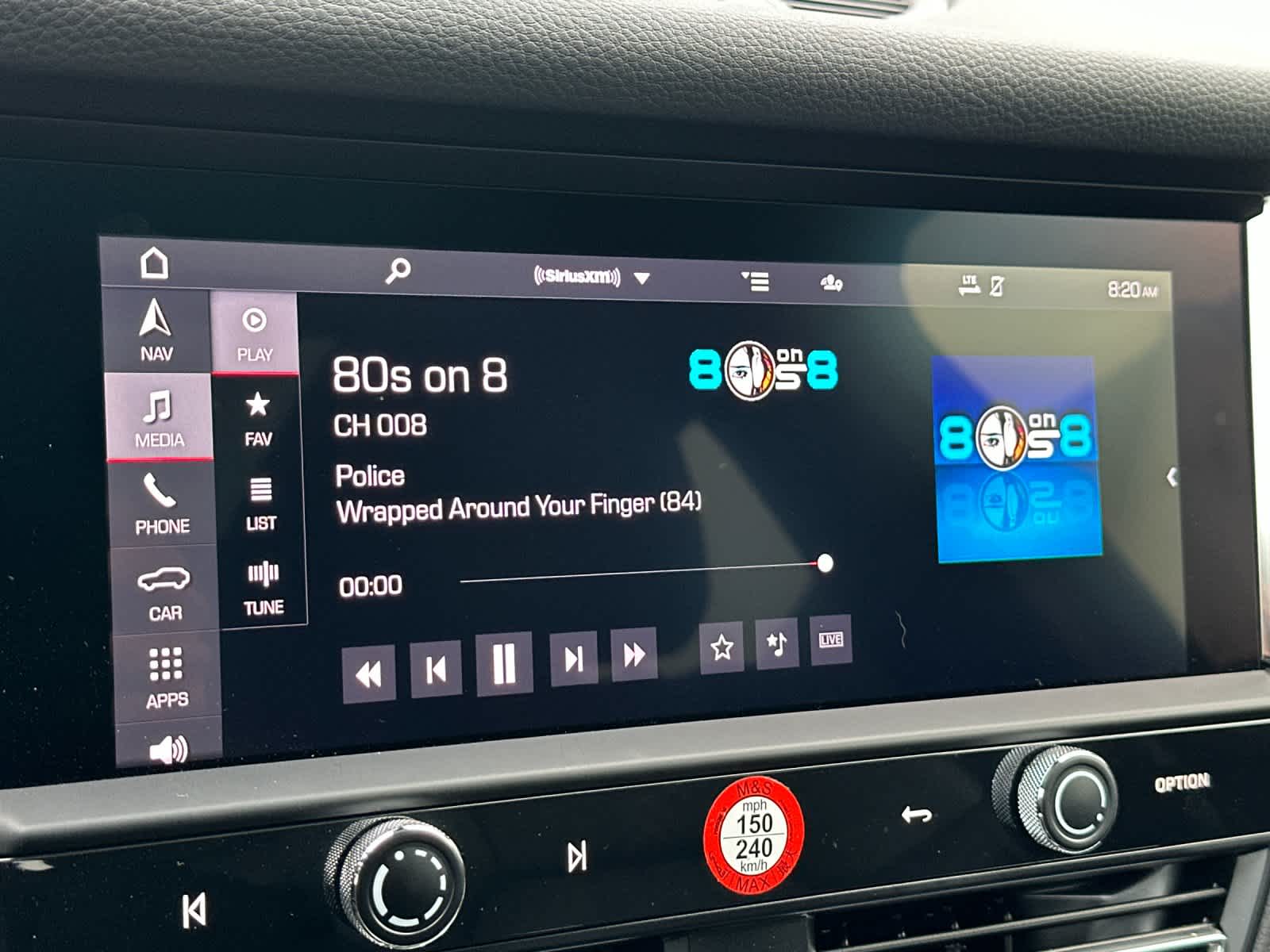 Thumbnail: 2025 Porsche Macan - 20