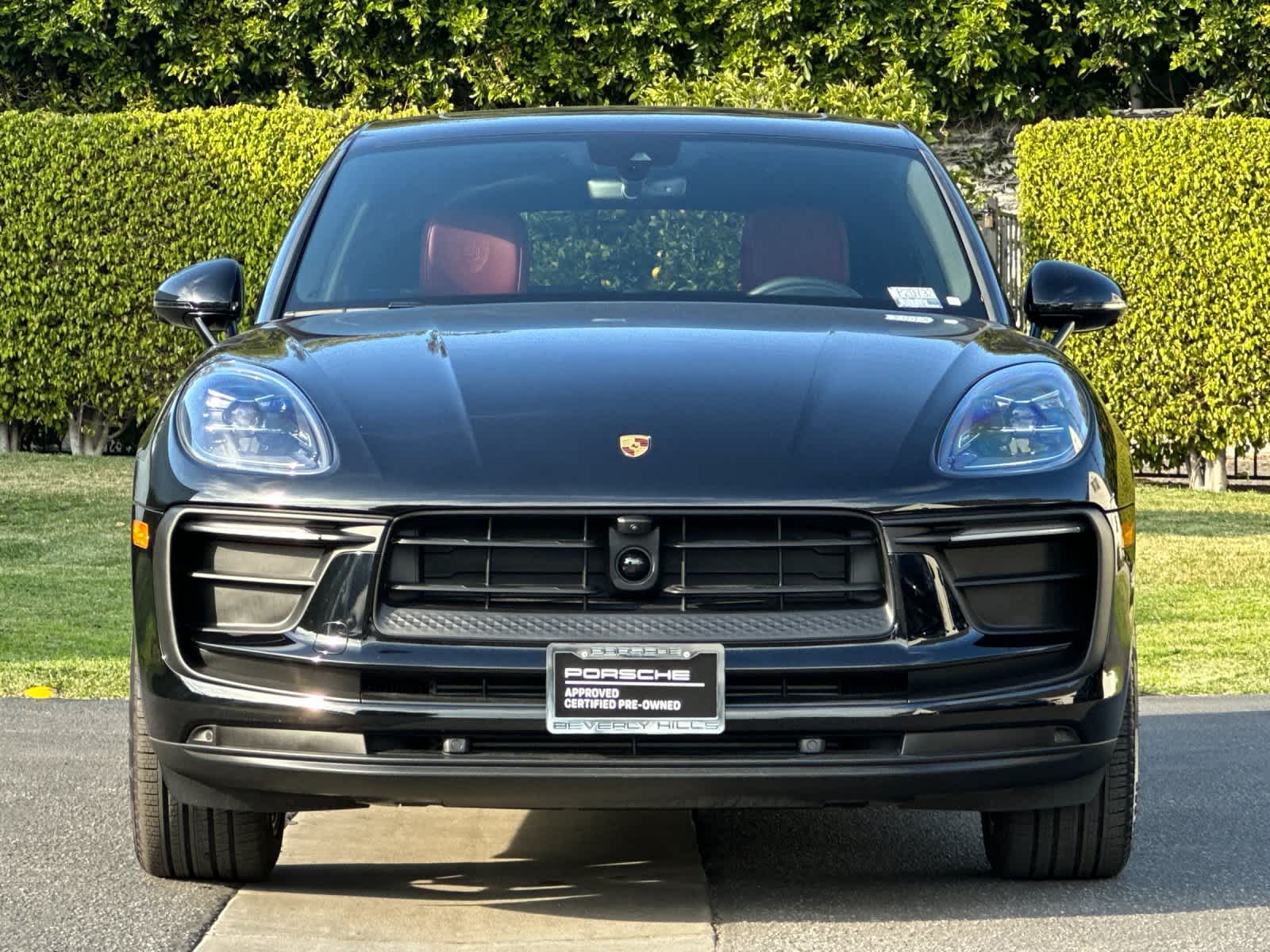 Thumbnail: 2025 Porsche Macan - 11