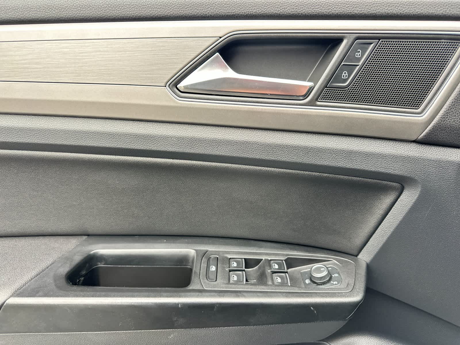 Thumbnail: 2019 Volkswagen Atlas - 12