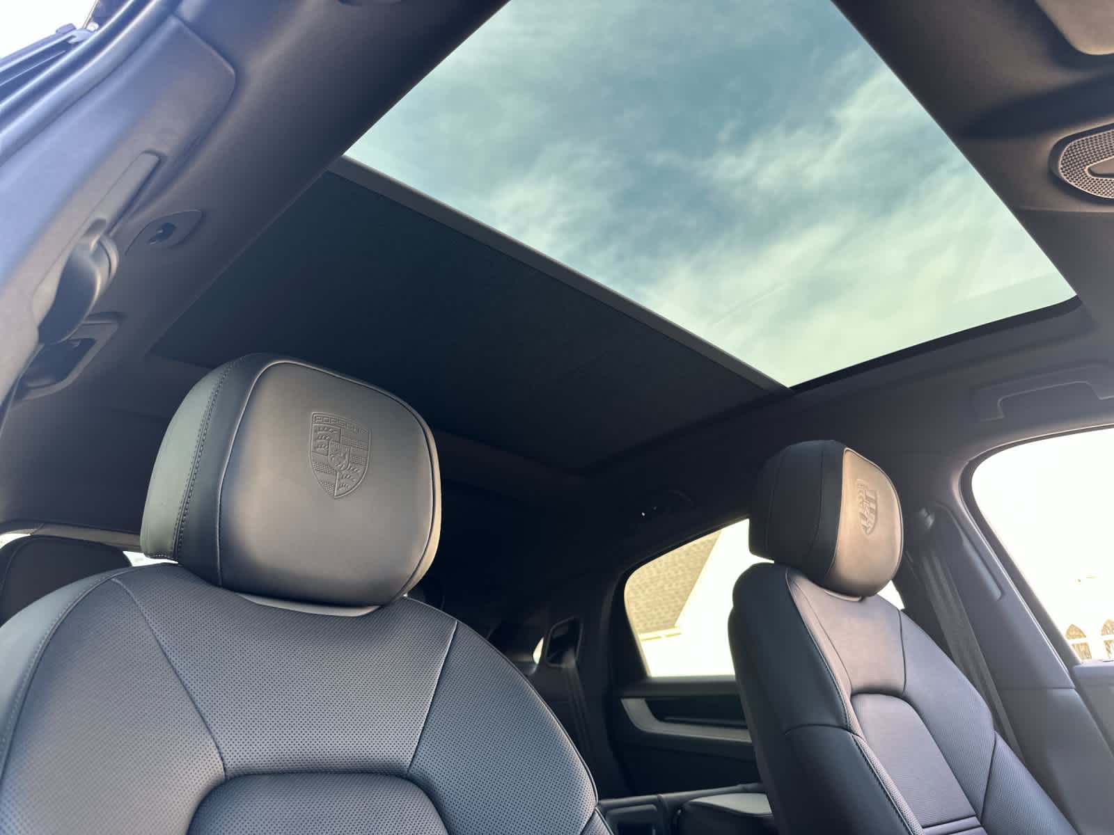 Thumbnail: 2026 Porsche Cayenne - 18