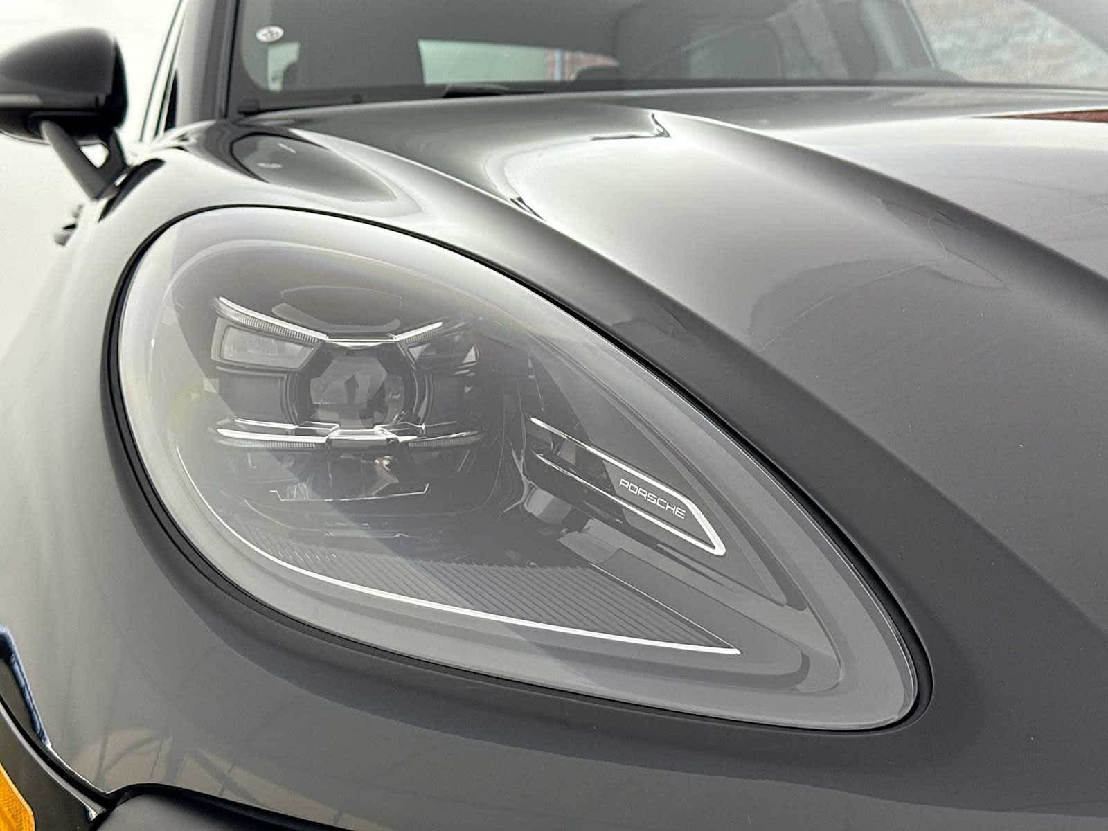 Thumbnail: 2025 Porsche Macan - 28