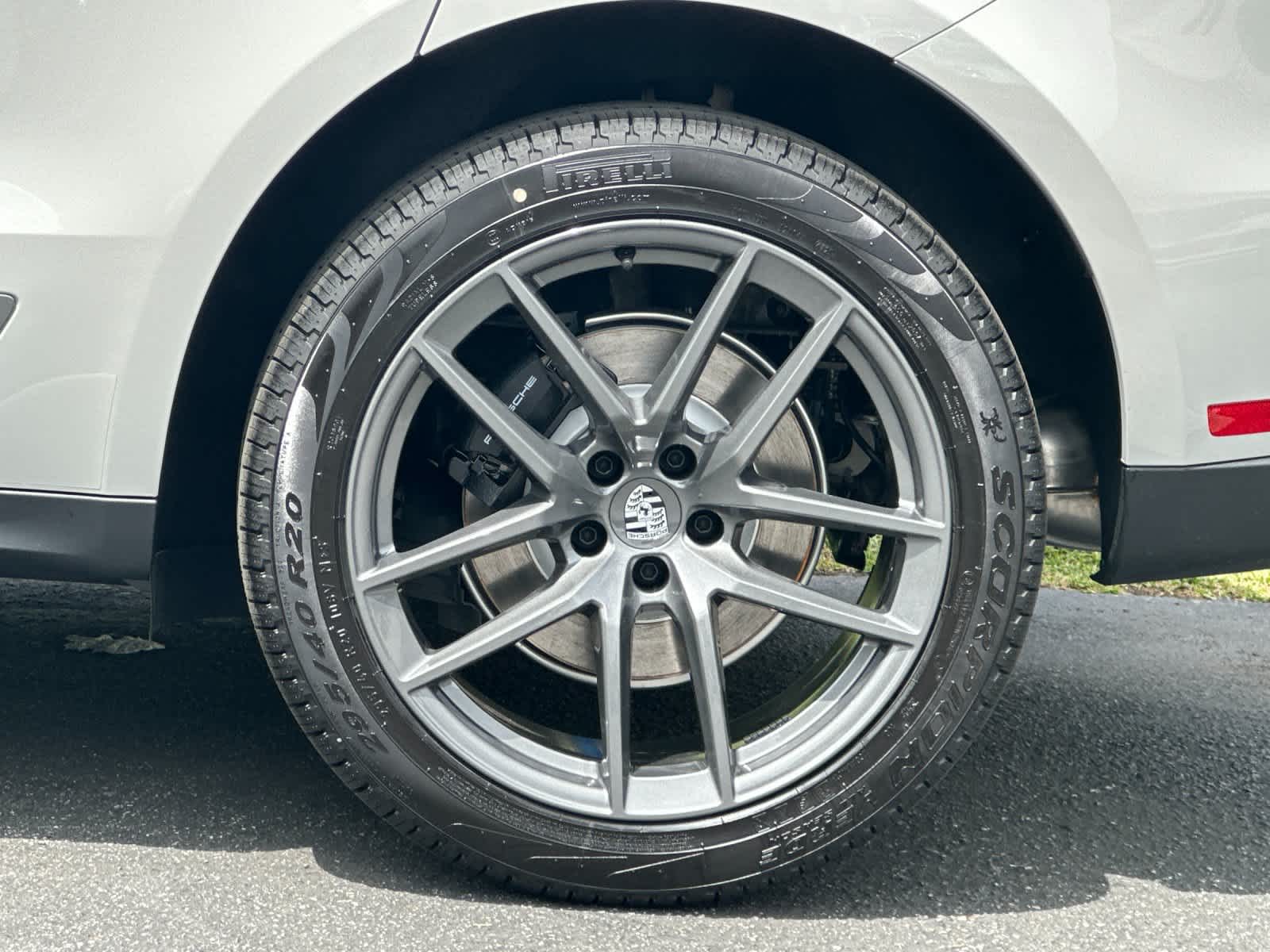 Thumbnail: 2026 Porsche Macan - 31