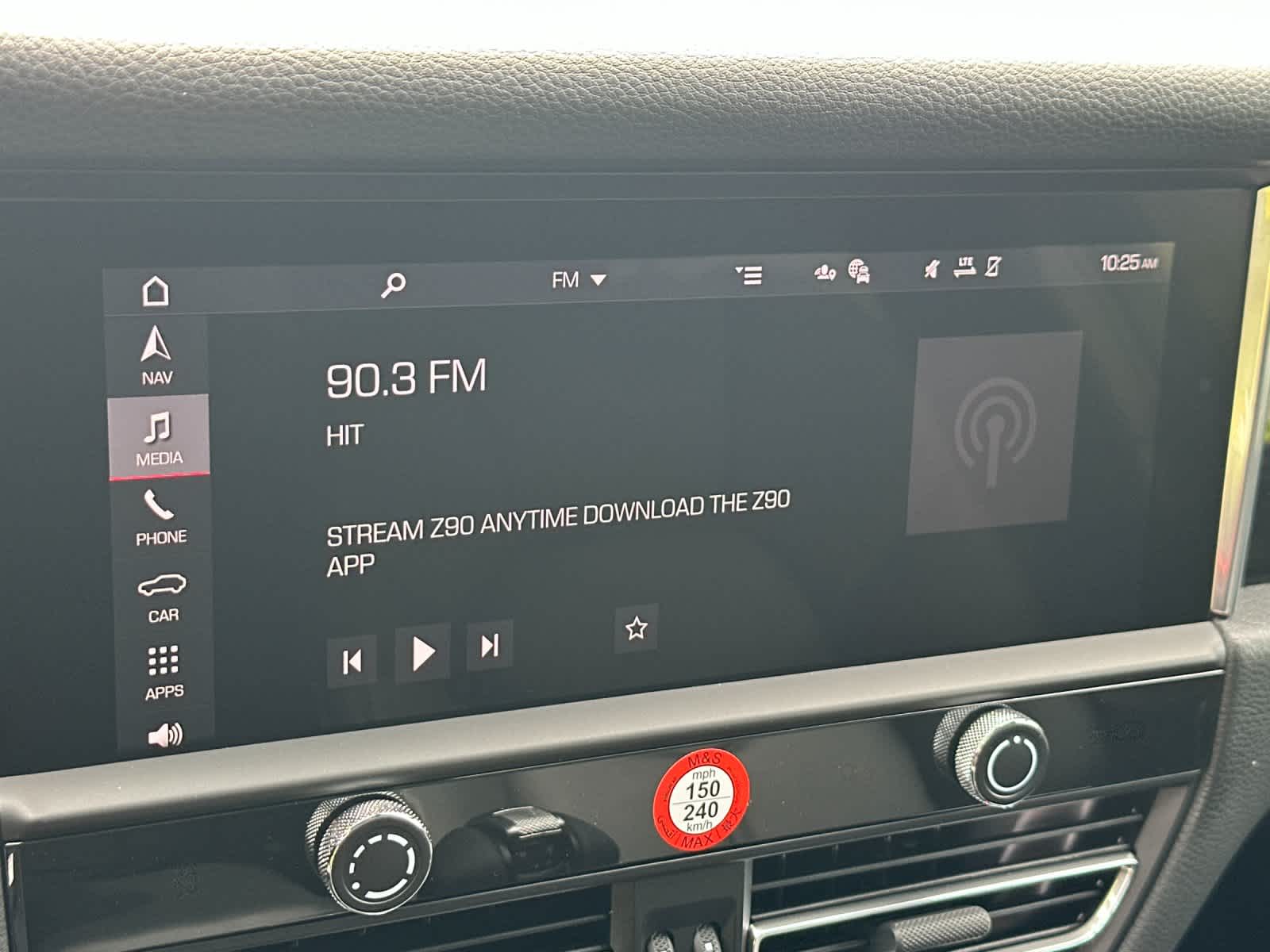 Thumbnail: 2026 Porsche Macan - 21