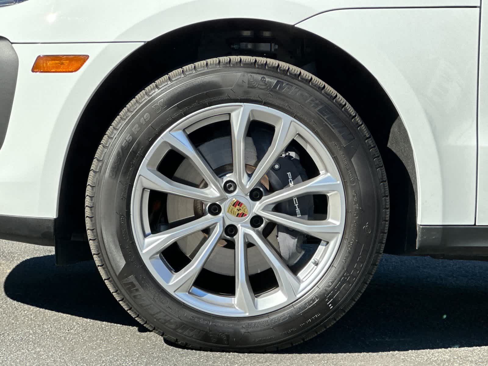 Thumbnail: 2025 Porsche Macan - 30