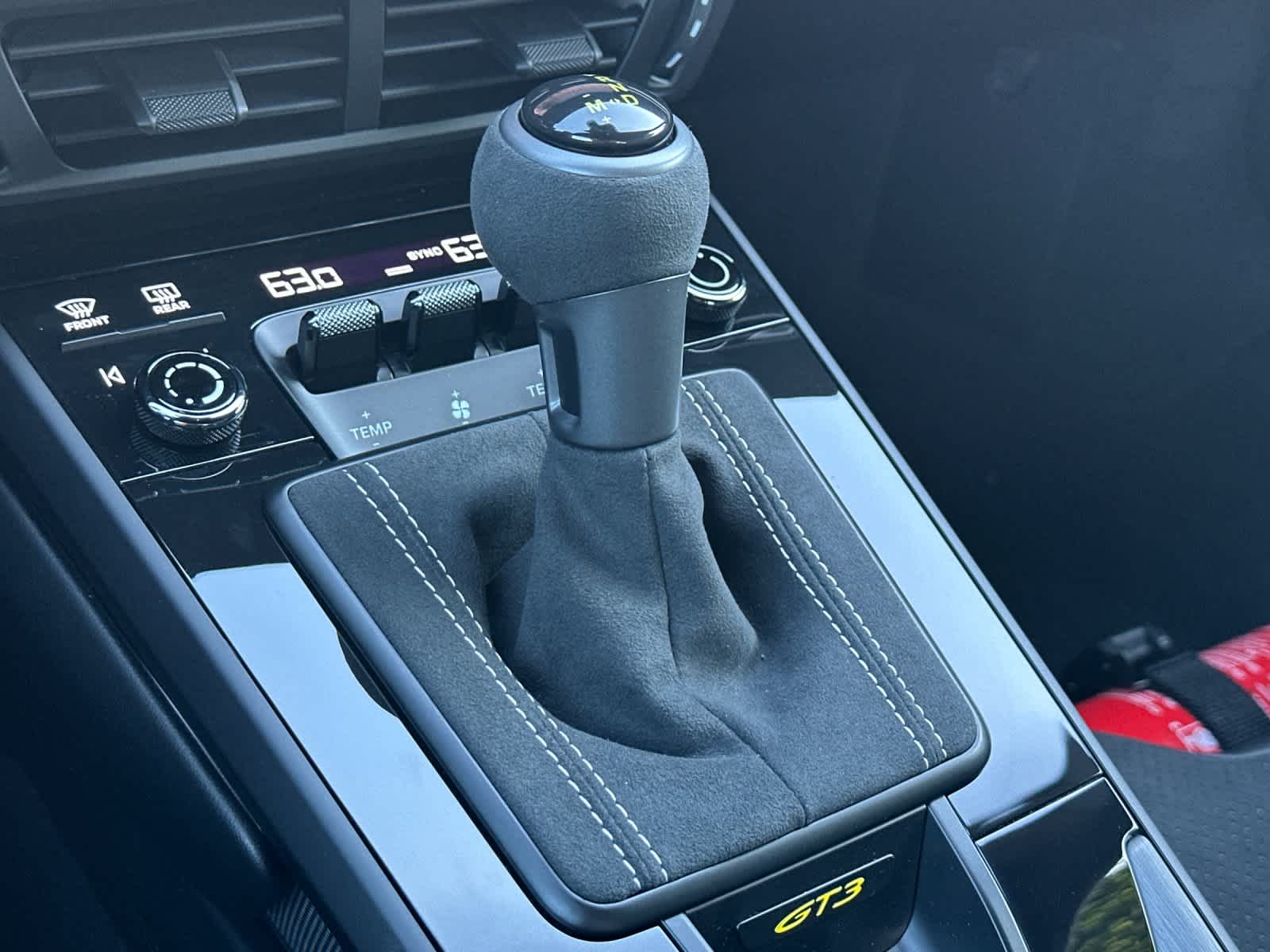 Thumbnail: 2026 Porsche 911 - 20