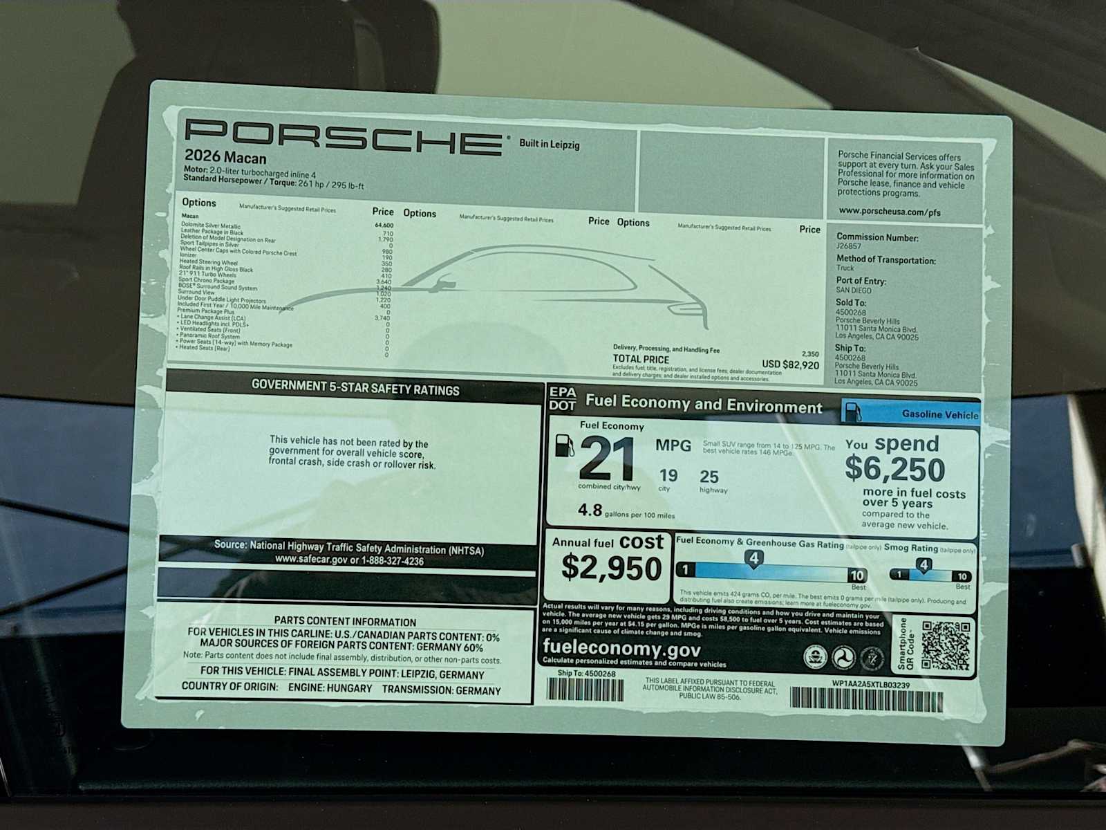 Thumbnail: 2026 Porsche Macan - 26