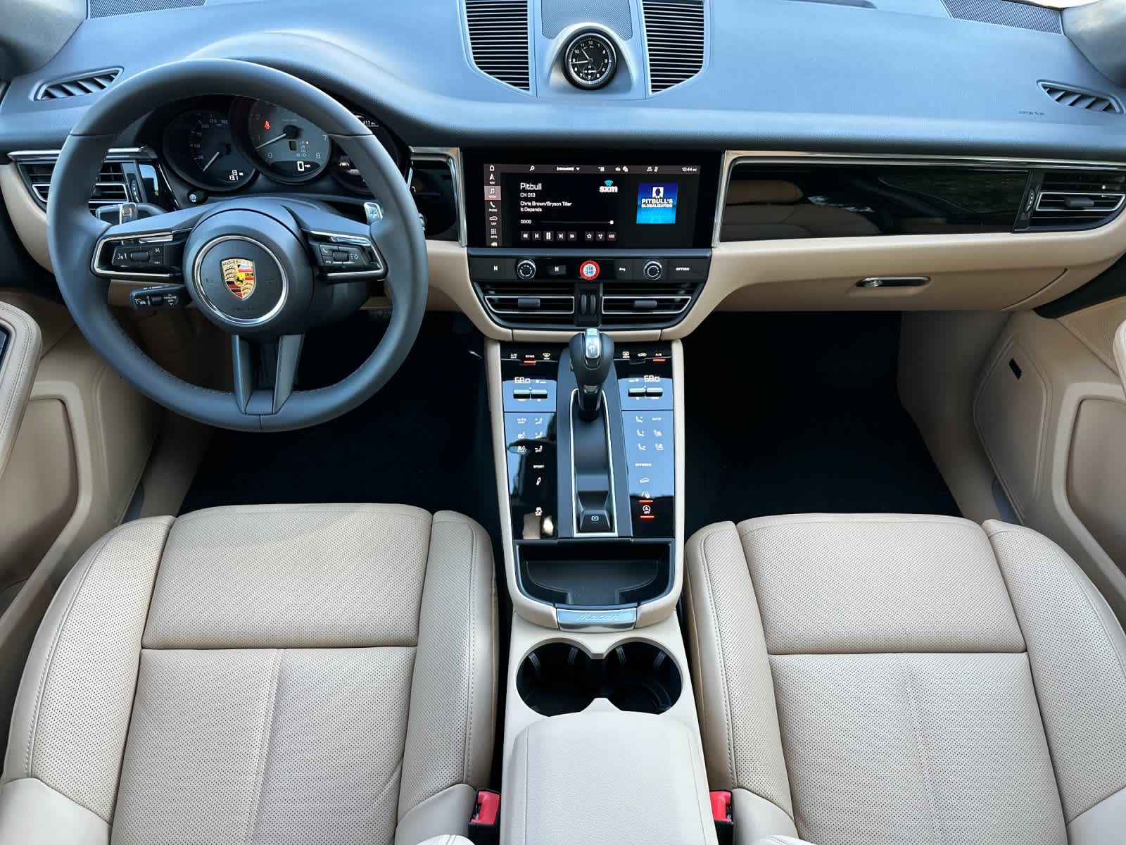 Thumbnail: 2026 Porsche Macan - 6