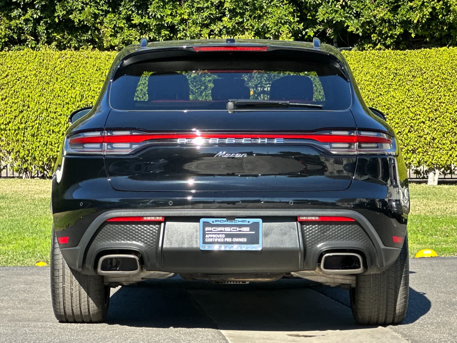 Thumbnail: 2022 Porsche Macan - 7