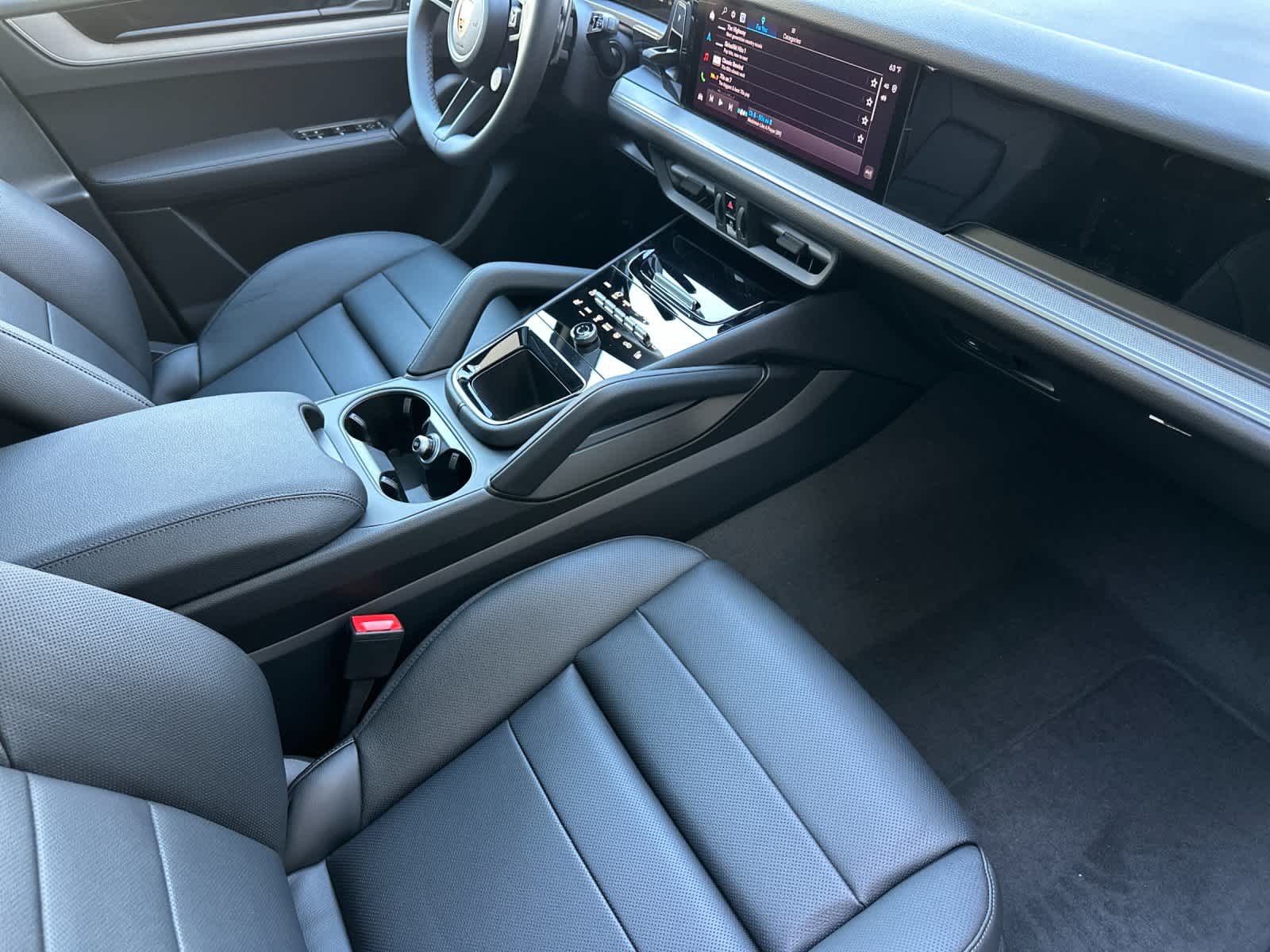 Thumbnail: 2026 Porsche Cayenne - 17