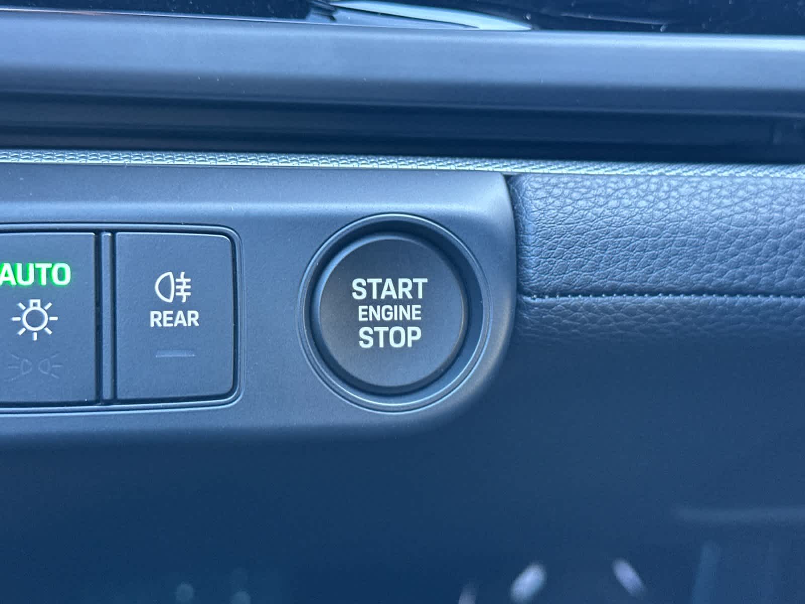 Thumbnail: 2026 Porsche Panamera - 26