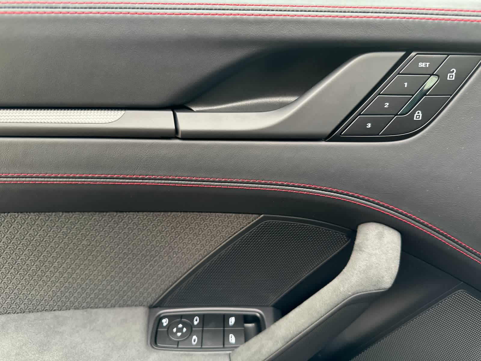 Thumbnail: 2026 Porsche 911 - 11