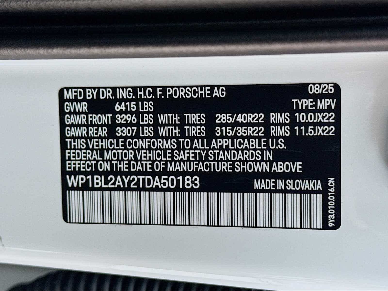 Thumbnail: 2026 Porsche Cayenne - 25