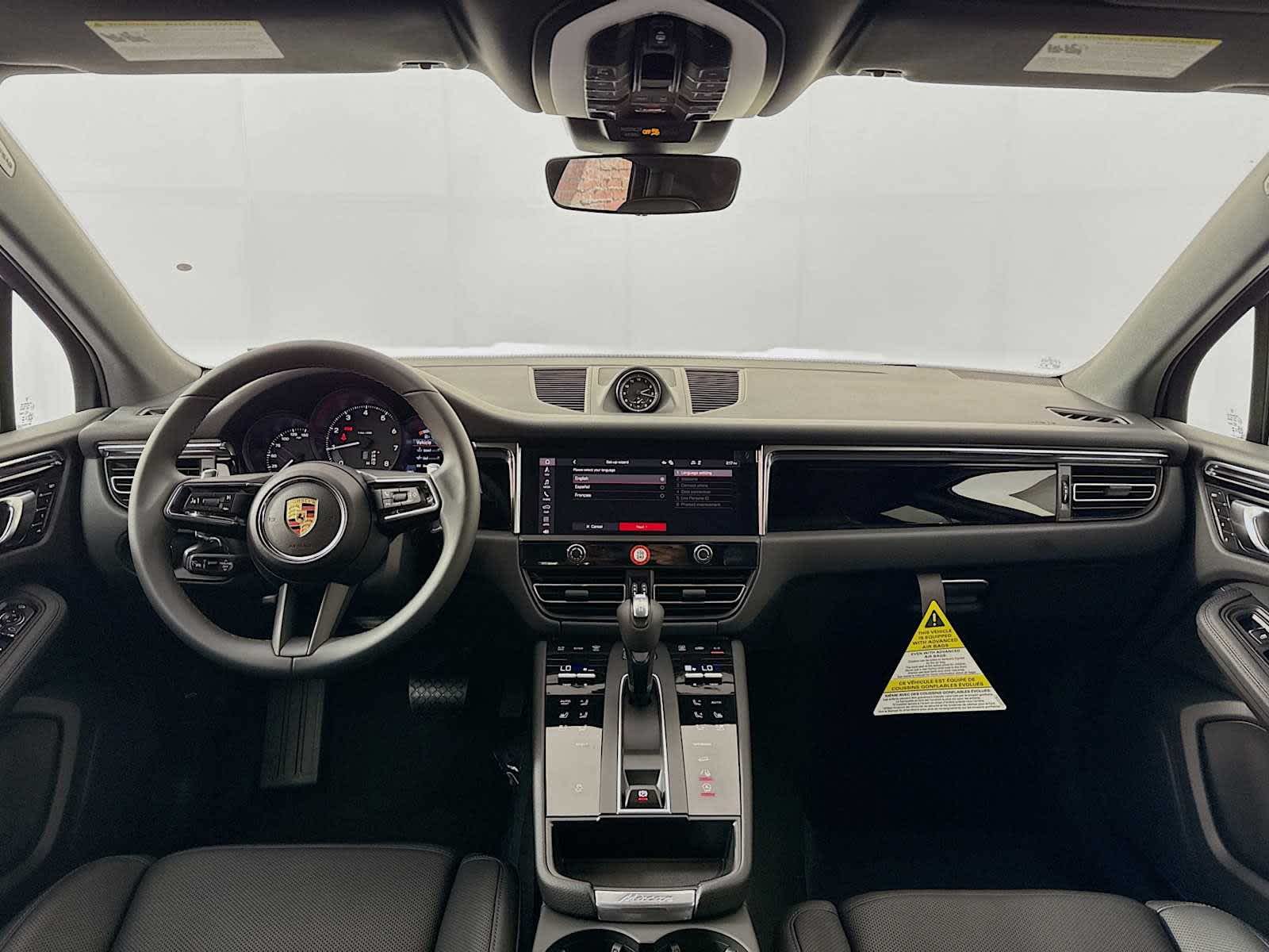 Thumbnail: 2025 Porsche Macan - 27