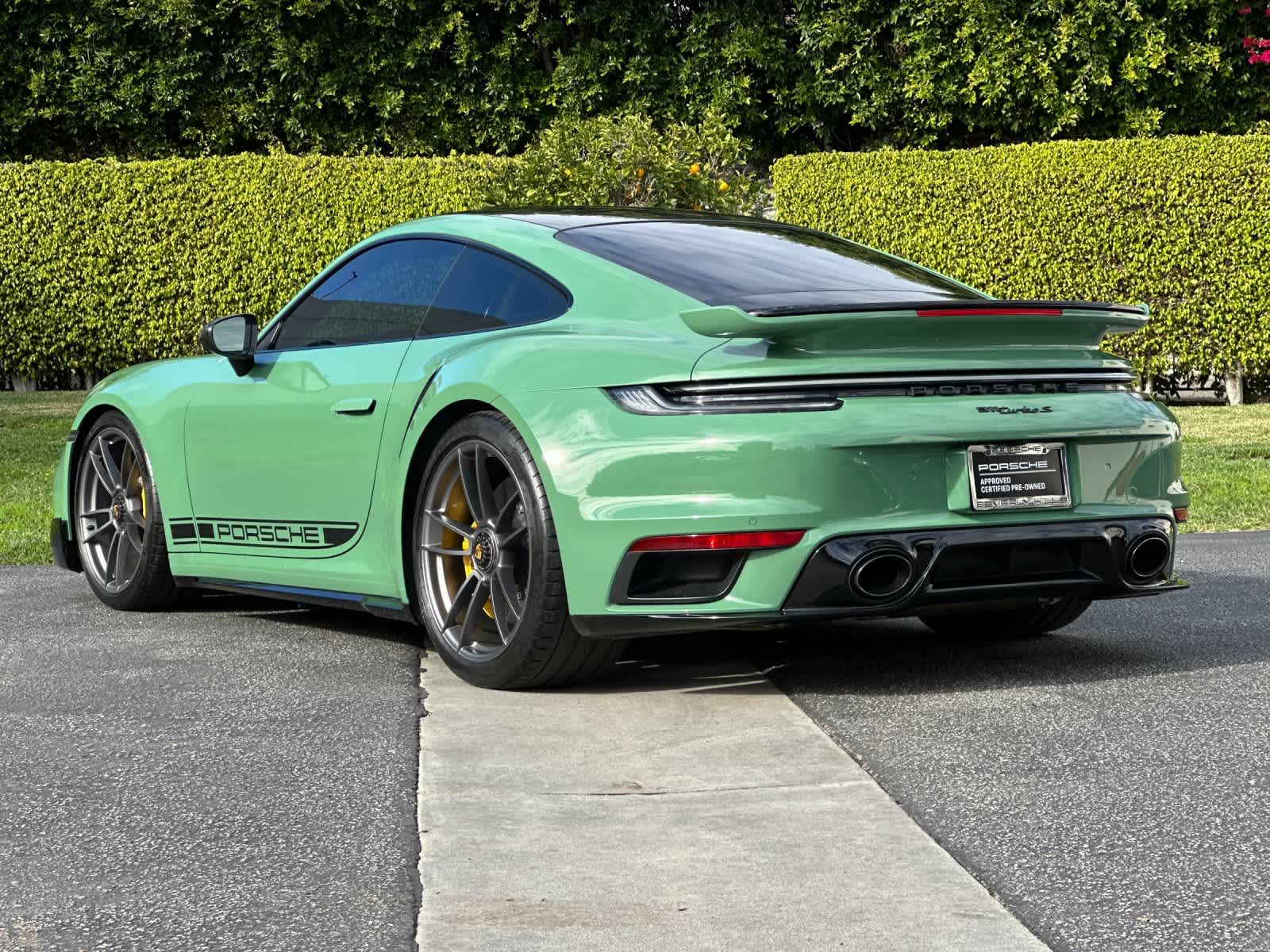 Thumbnail: 2022 Porsche 911 - 3