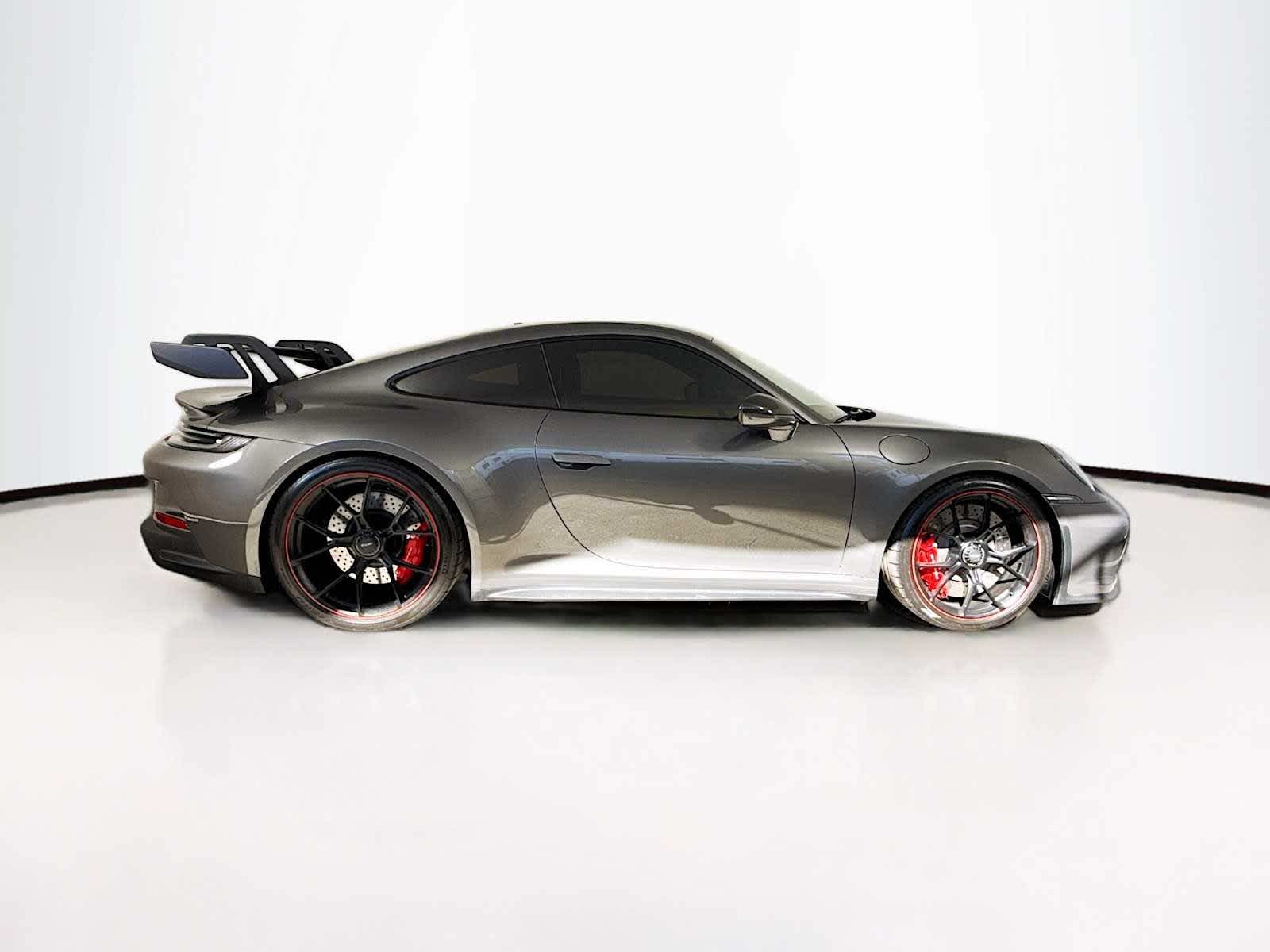 Thumbnail: 2022 Porsche 911 - 8