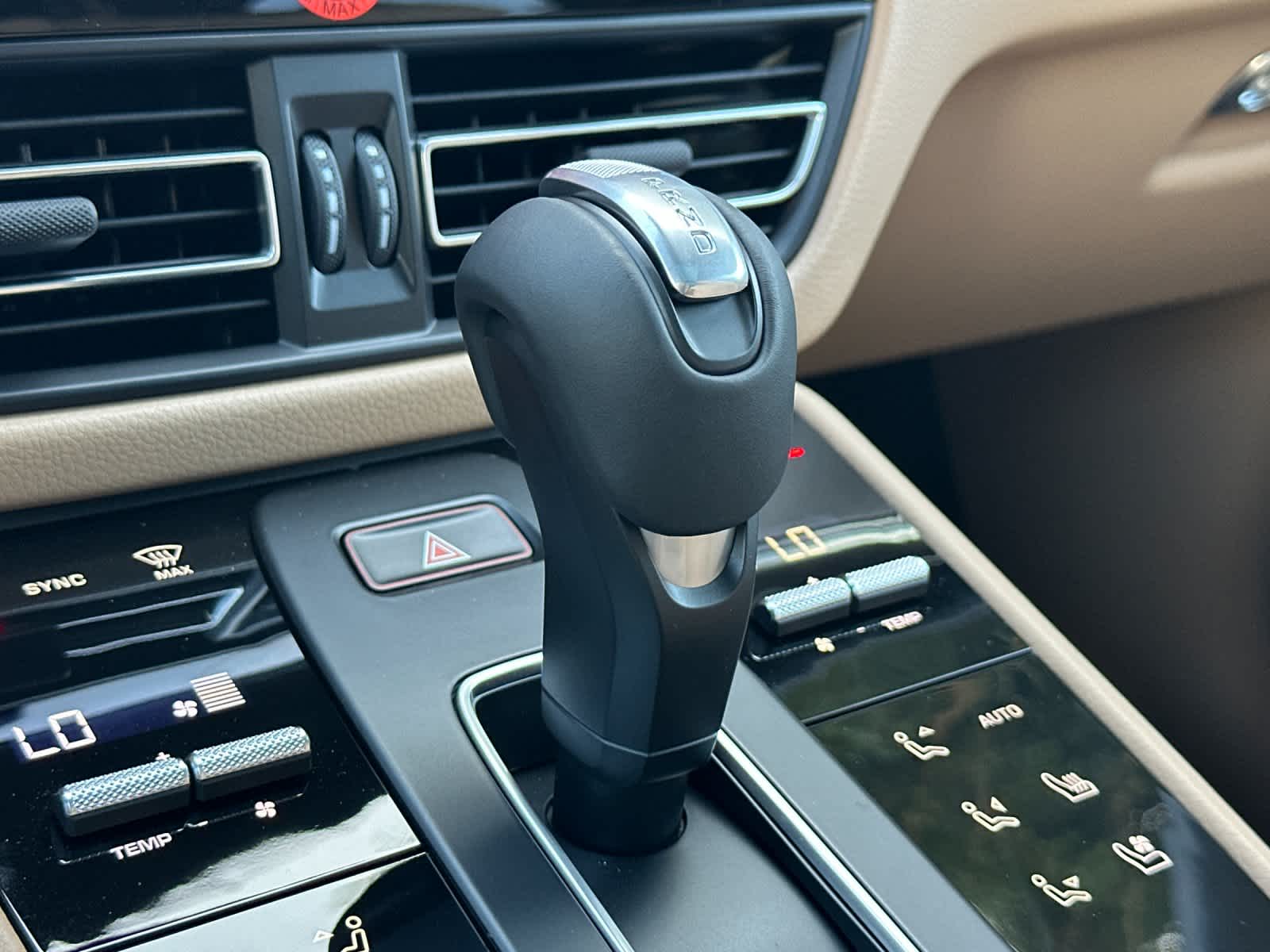 Thumbnail: 2026 Porsche Macan - 24