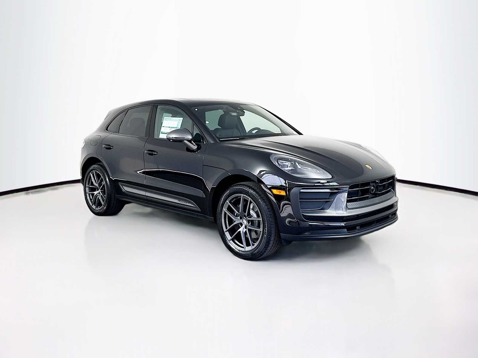 Thumbnail: 2025 Porsche Macan - 7
