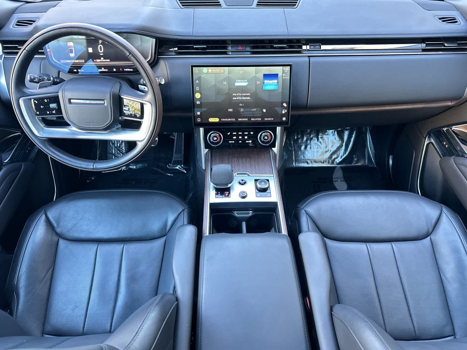 Thumbnail: 2023 Land Rover Range Rover - 6