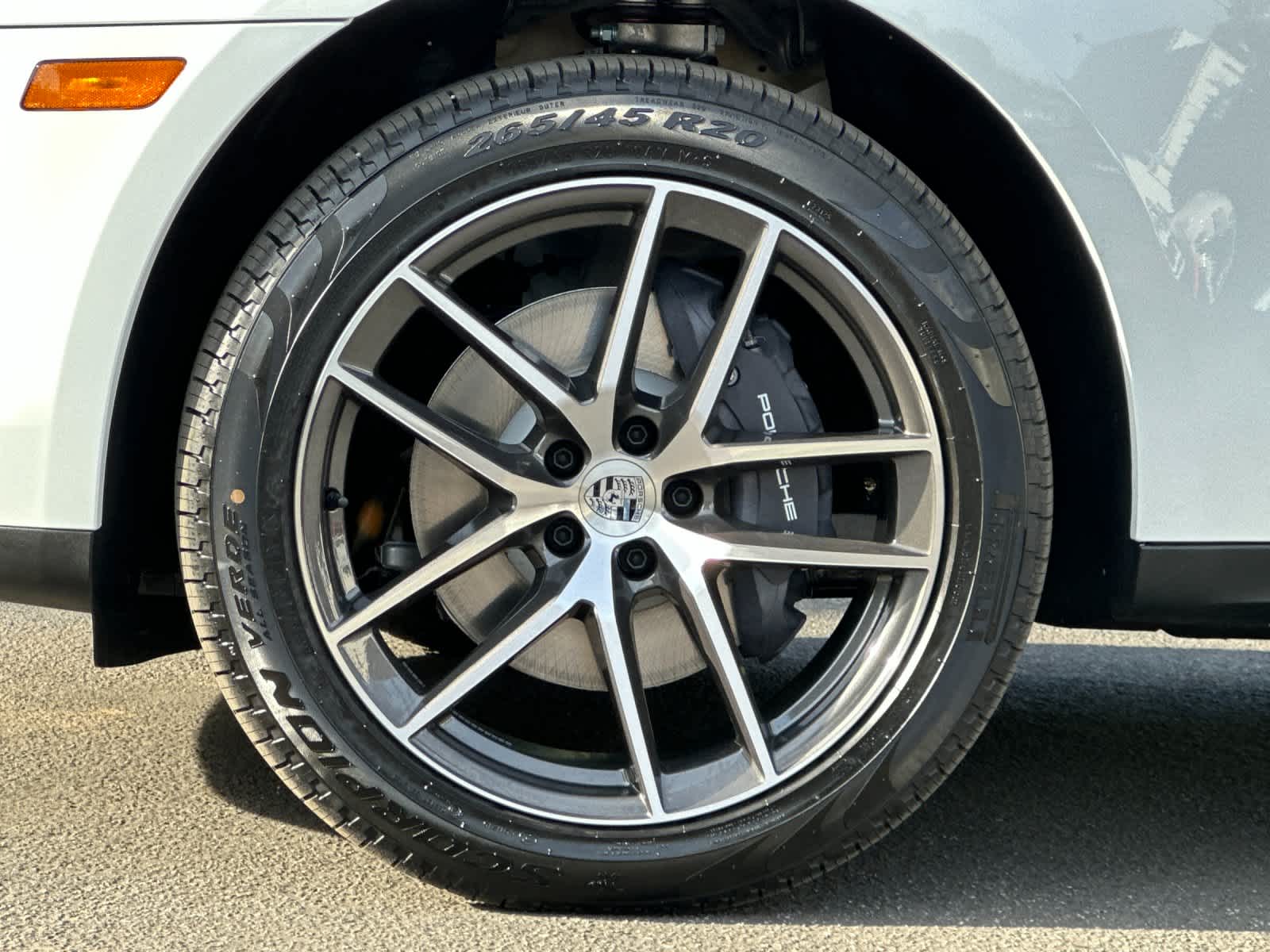 Thumbnail: 2026 Porsche Macan - 30