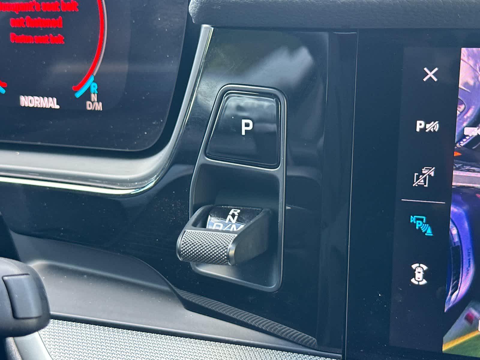 Thumbnail: 2024 Porsche Cayenne - 25