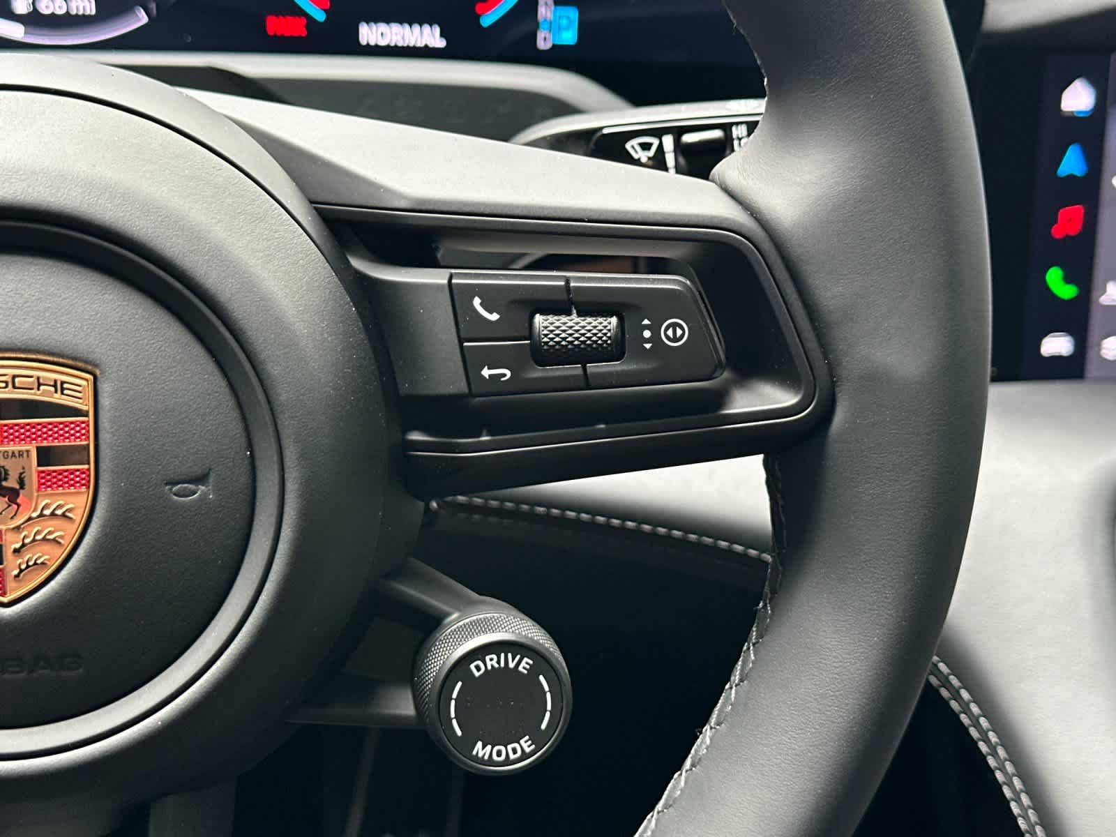 Thumbnail: 2026 Porsche Taycan - 28