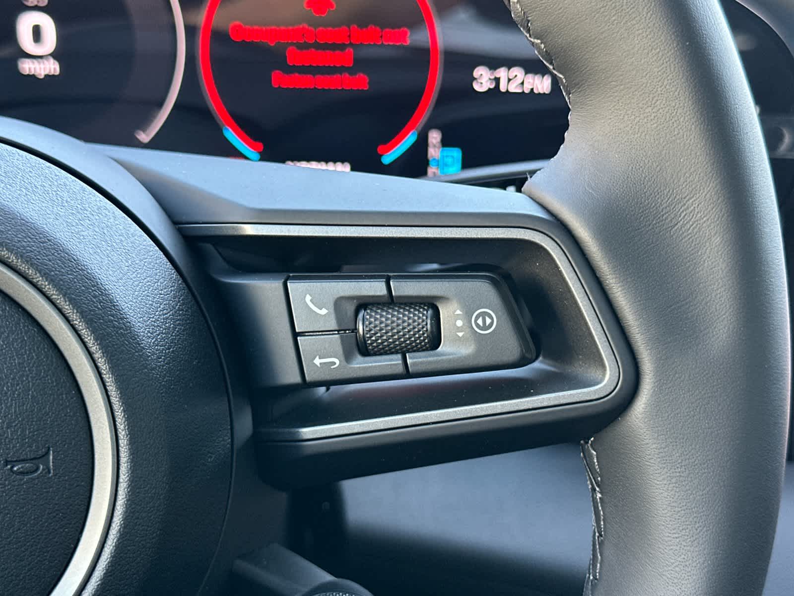 Thumbnail: 2026 Porsche Taycan - 28