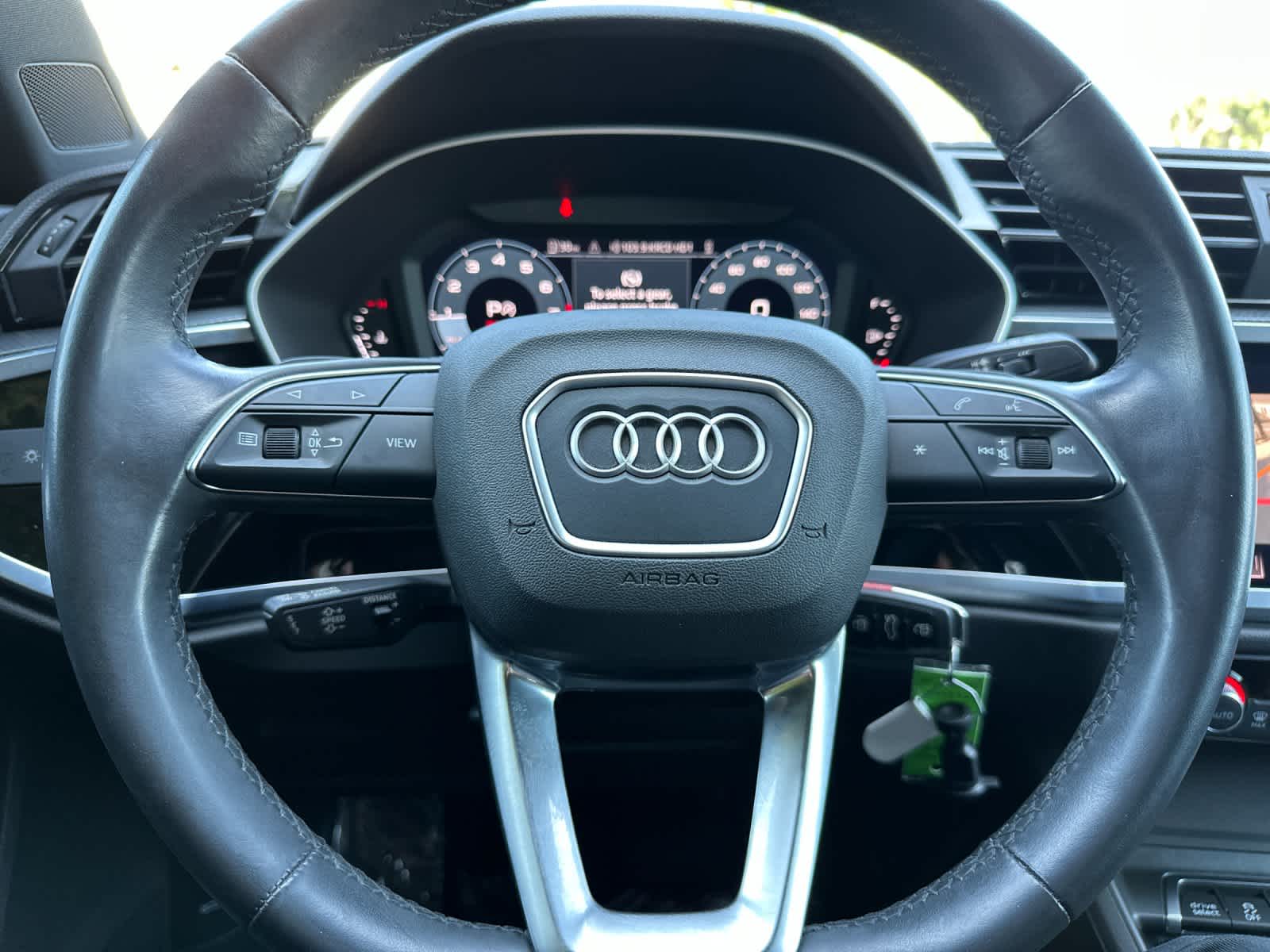 Thumbnail: 2022 Audi Q3 - 23