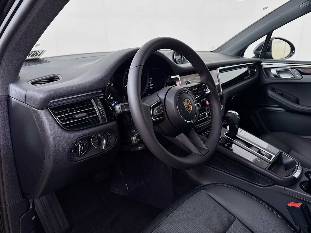 New 2026 Porsche Macan SUV