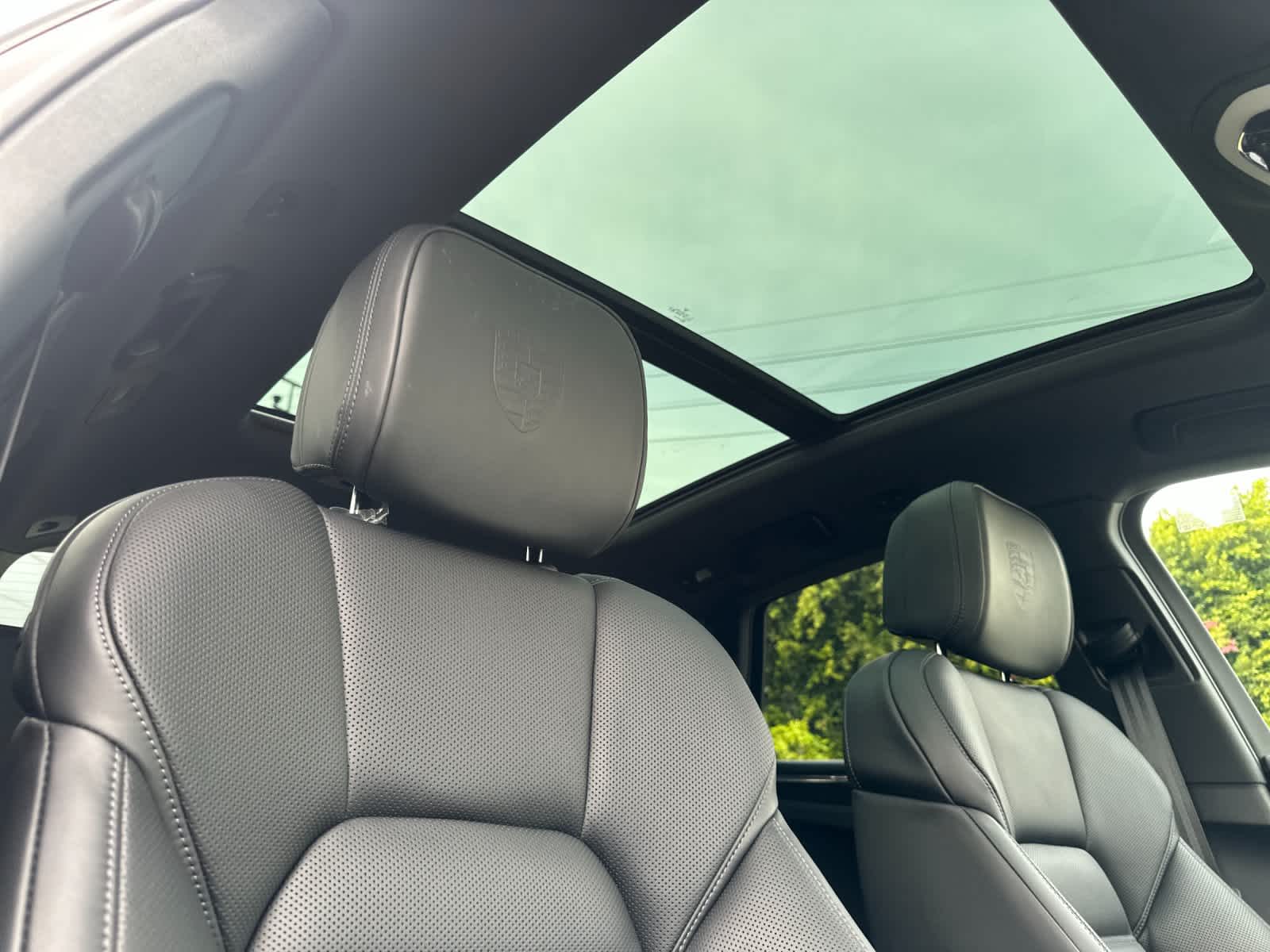 Thumbnail: 2026 Porsche Macan - 18