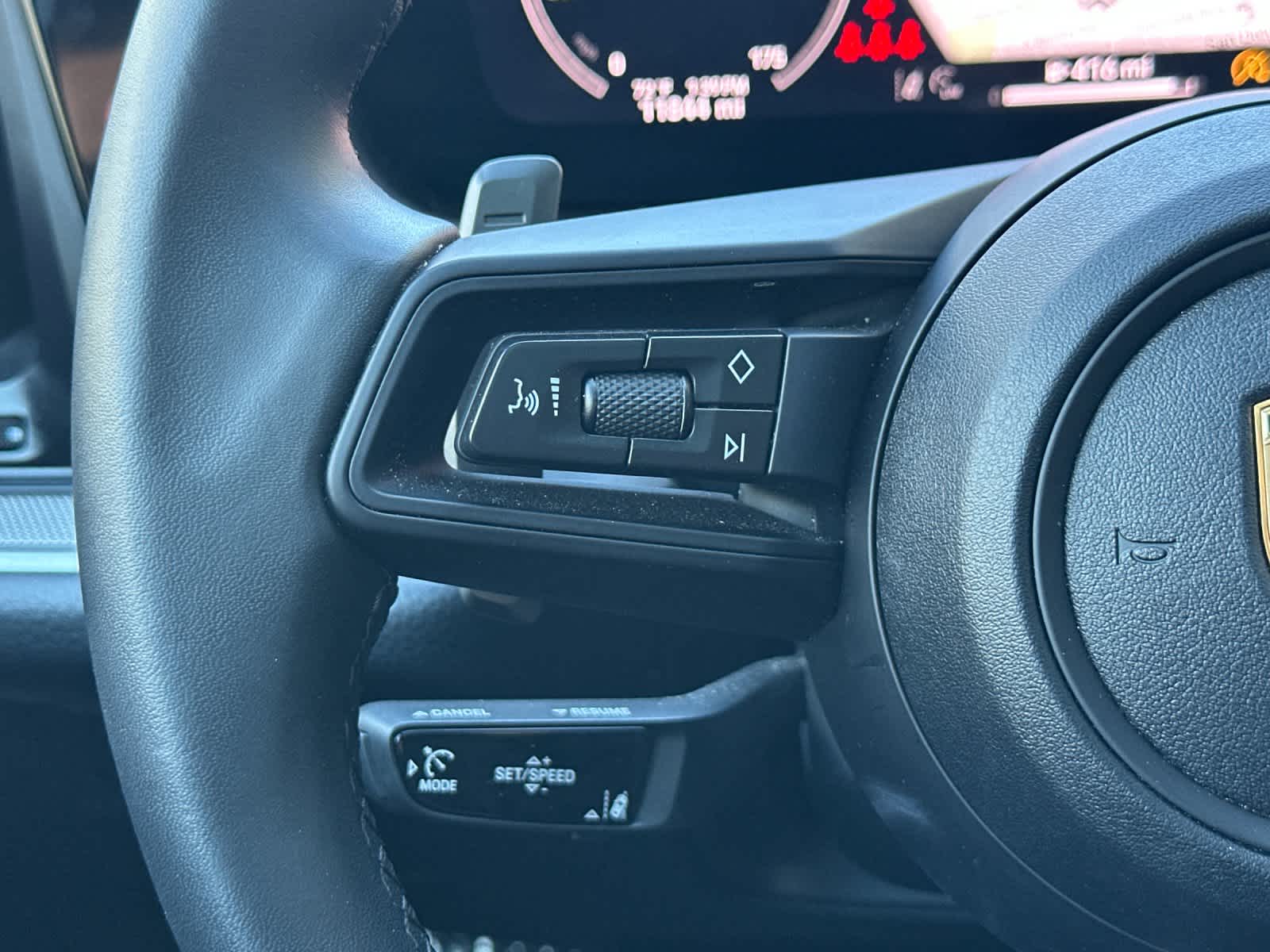 Thumbnail: 2025 Porsche Cayenne - 27