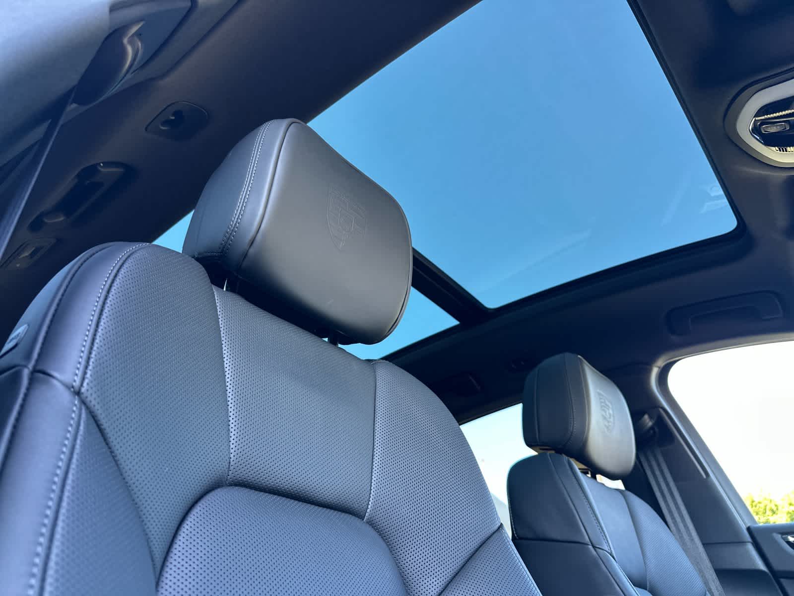 Thumbnail: 2026 Porsche Macan - 18