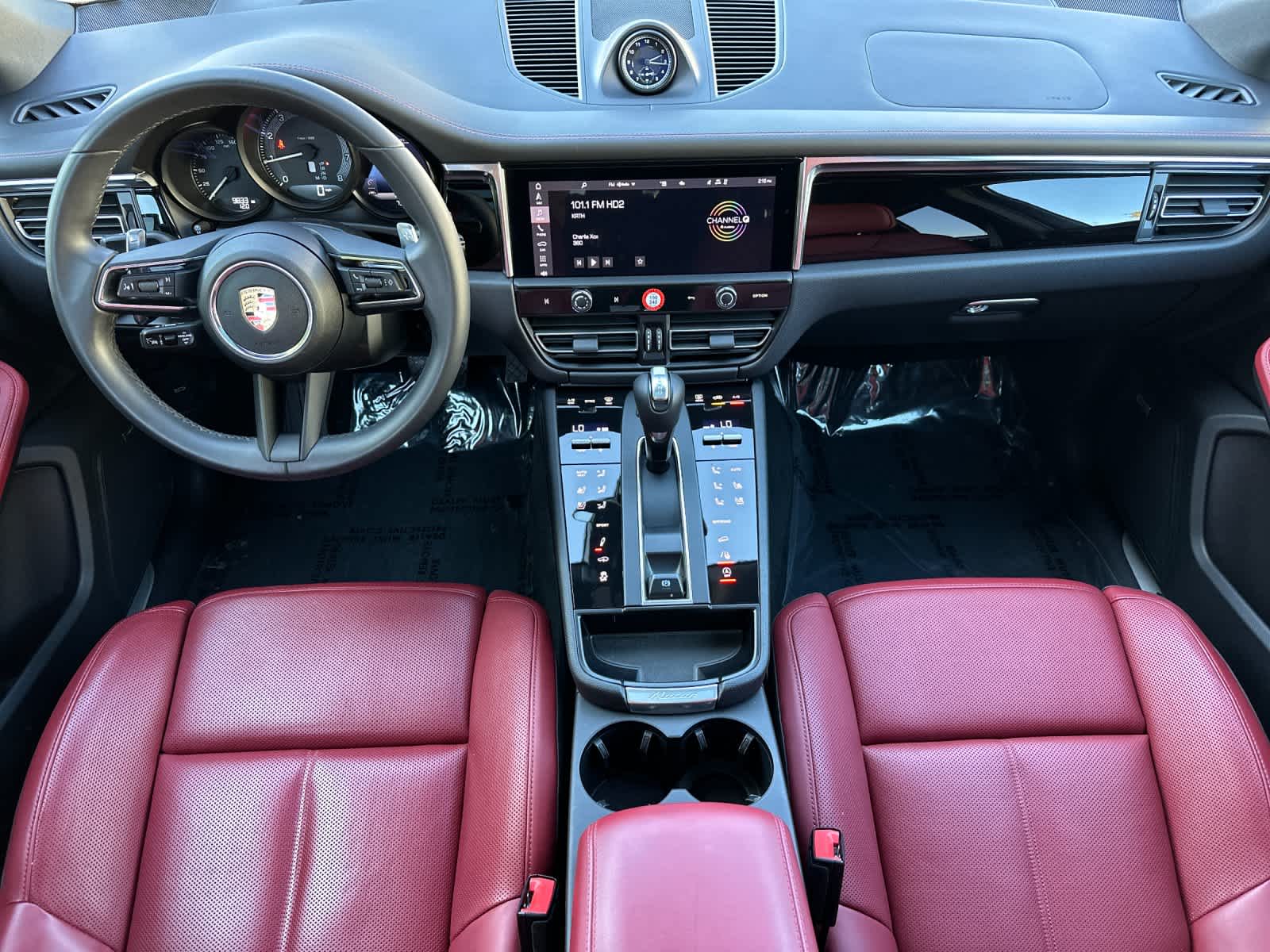 Thumbnail: 2025 Porsche Macan - 6