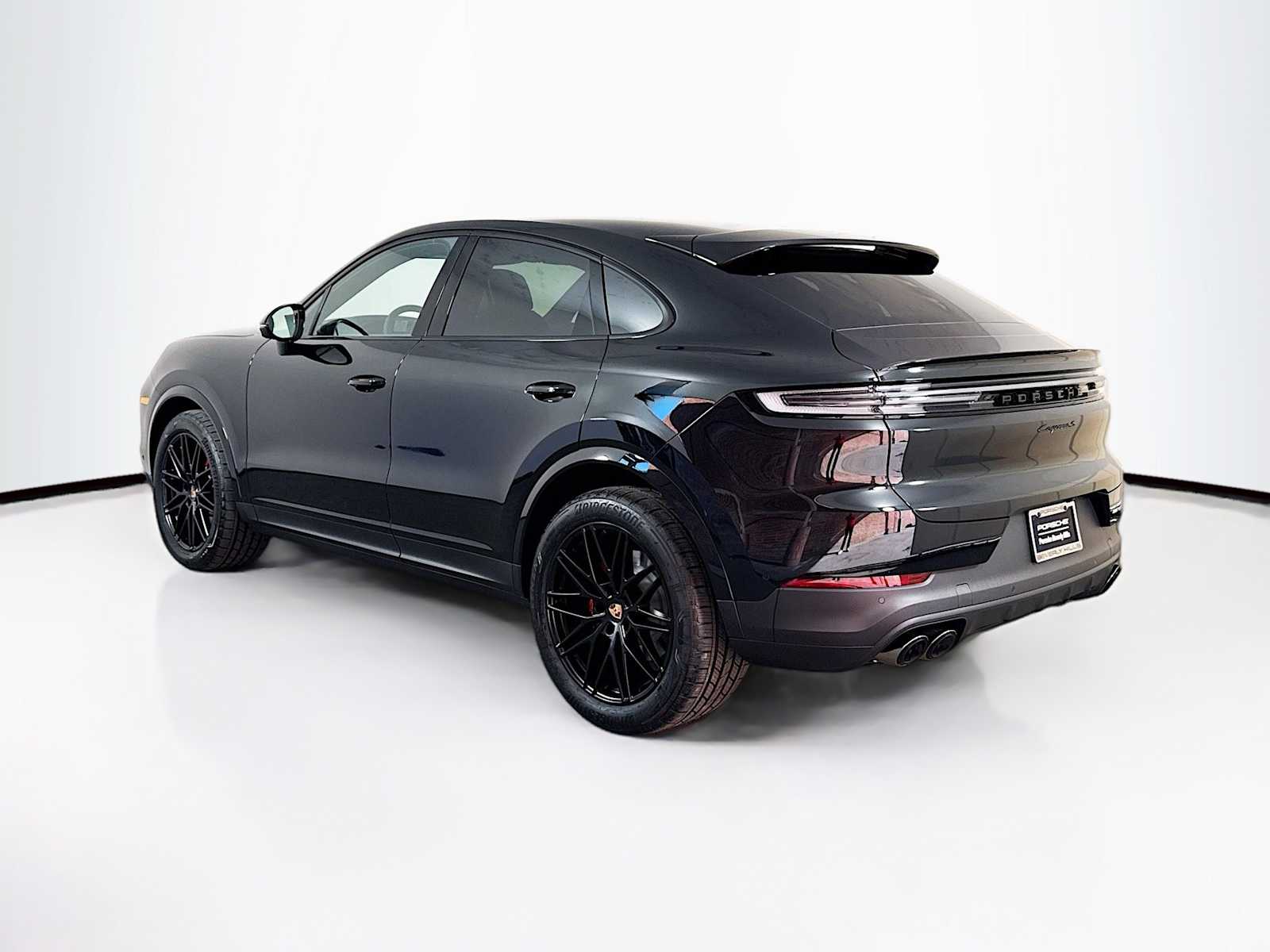 Thumbnail: 2026 Porsche Cayenne - 3