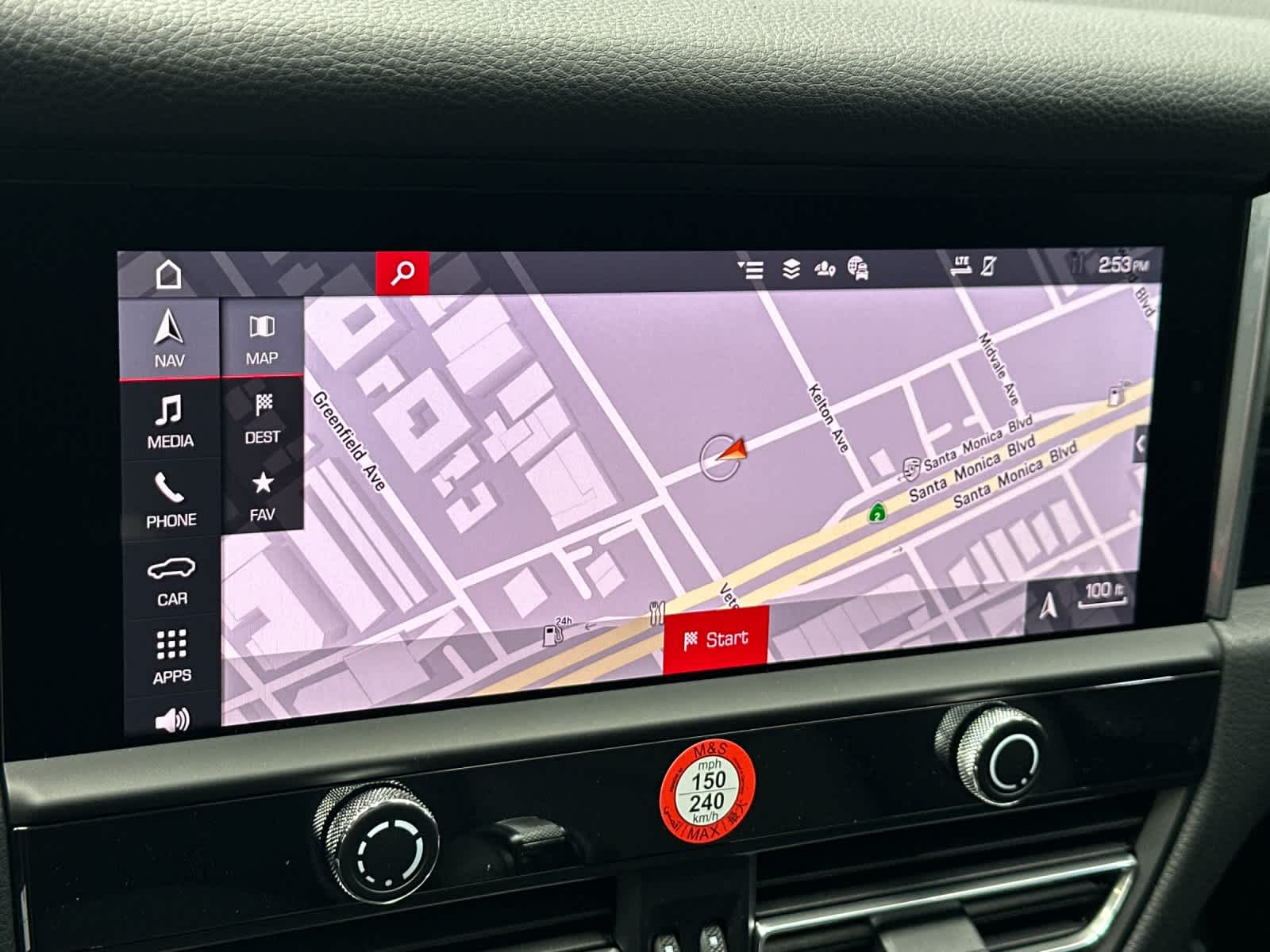 Thumbnail: 2026 Porsche Macan - 21