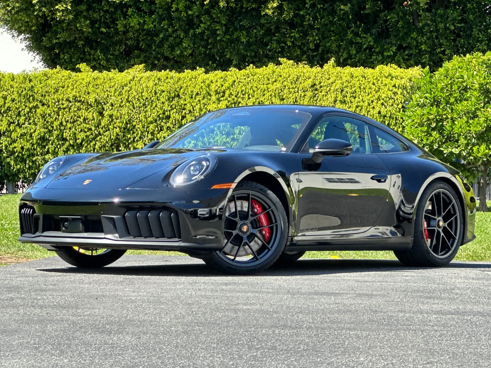 Thumbnail: 2026 Porsche 911 - 1