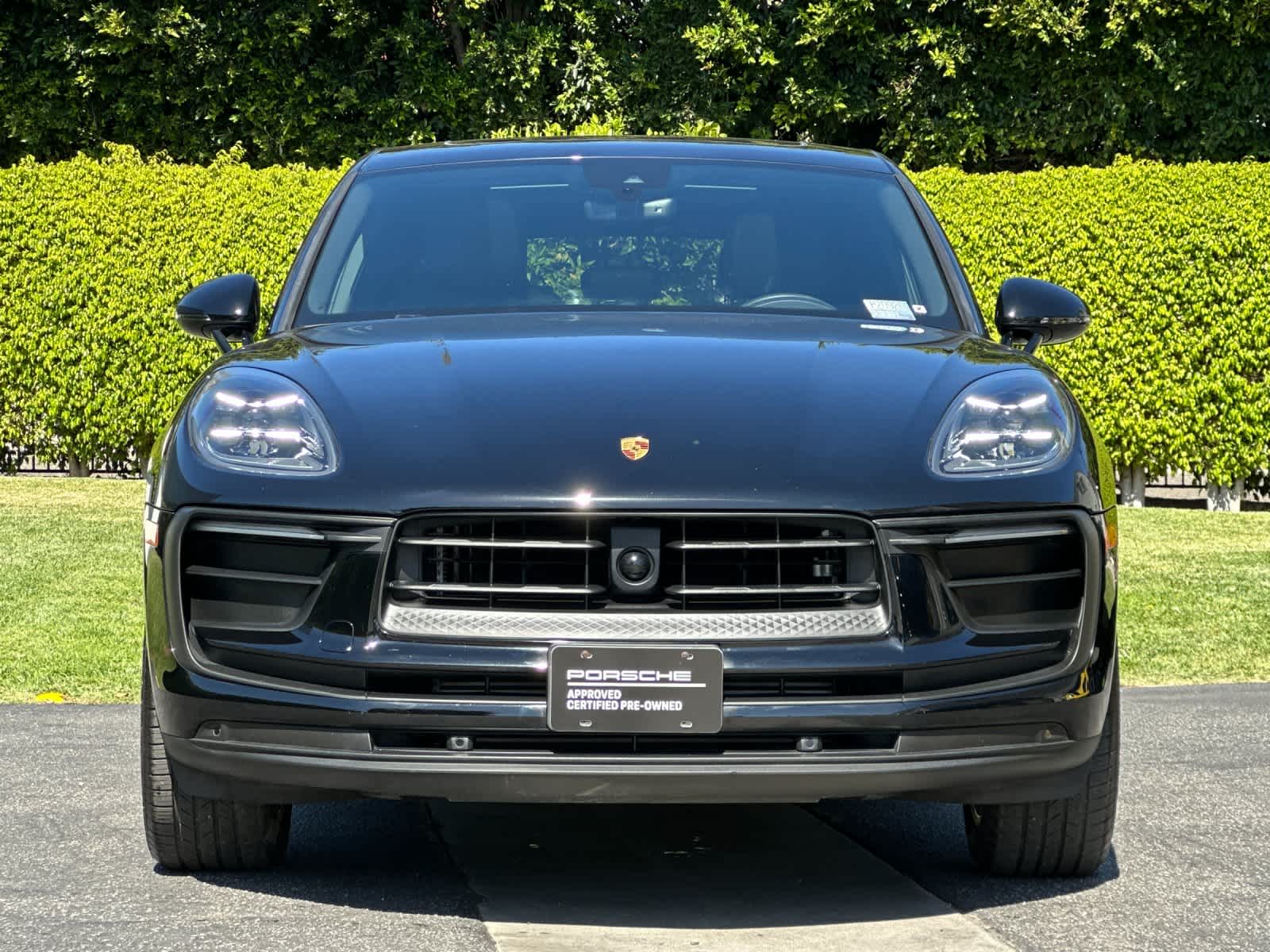 Thumbnail: 2025 Porsche Macan - 11