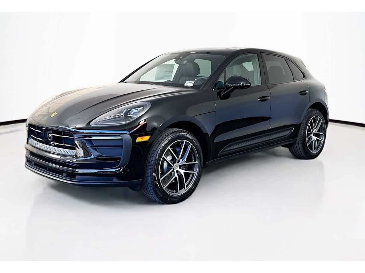 Thumbnail: 2026 Porsche Macan - 1