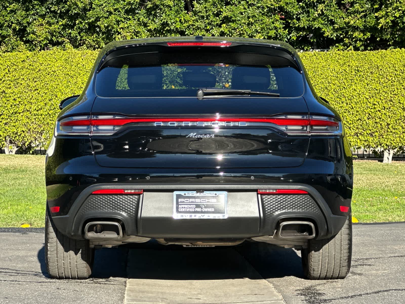 Thumbnail: 2025 Porsche Macan - 7