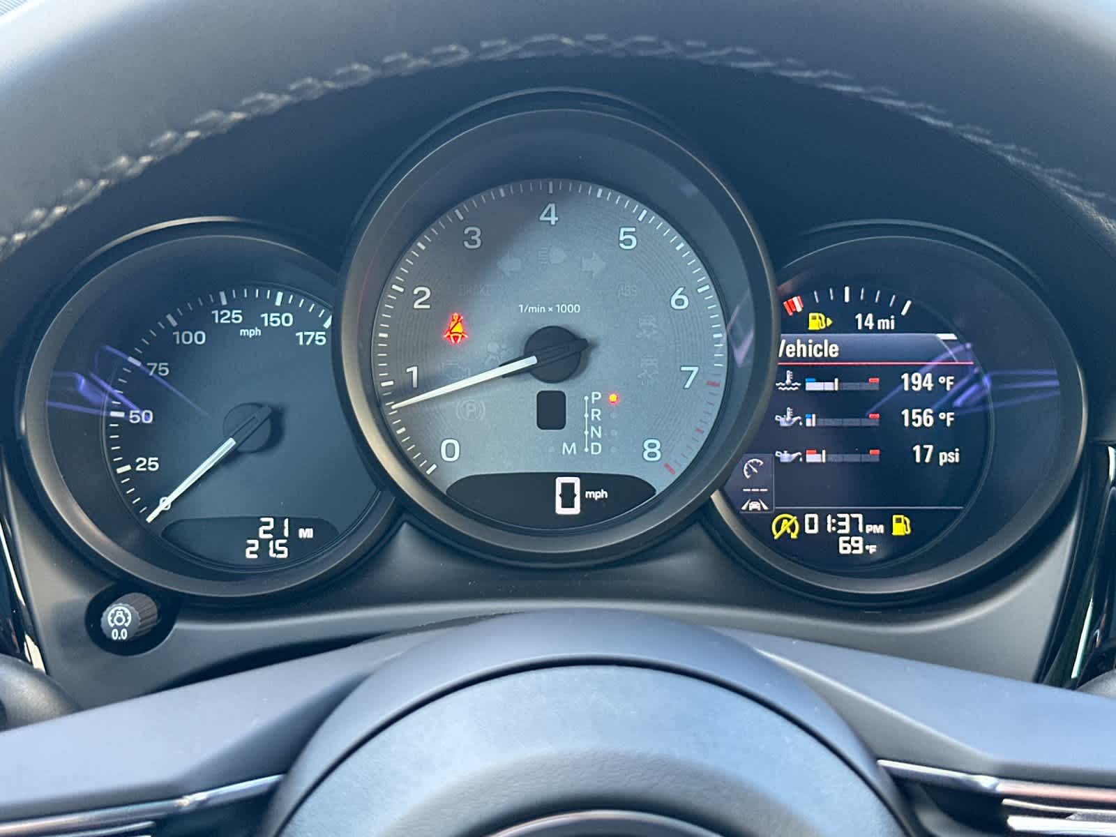 Thumbnail: 2026 Porsche Macan - 28