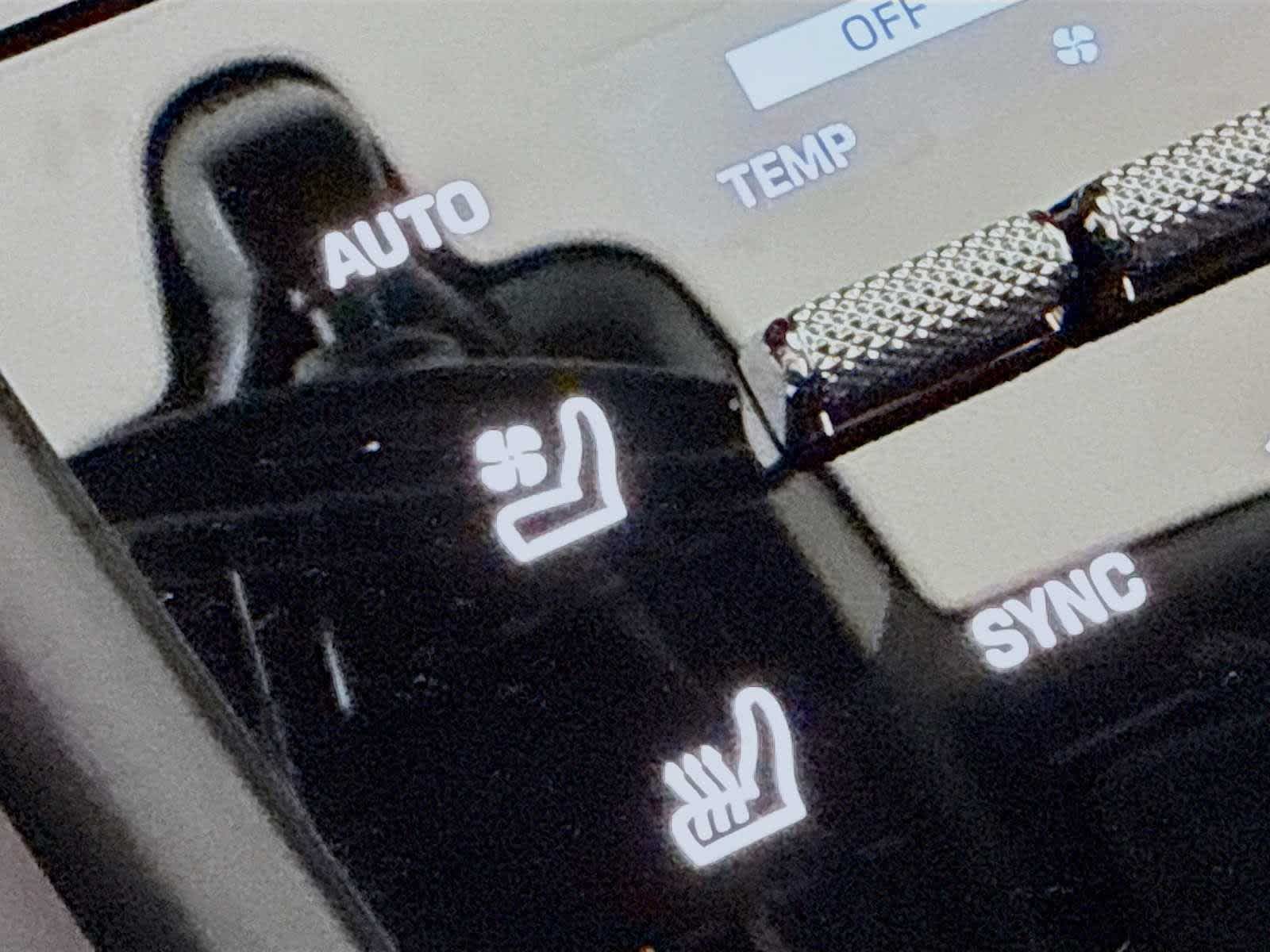 Thumbnail: 2026 Porsche Cayenne - 16