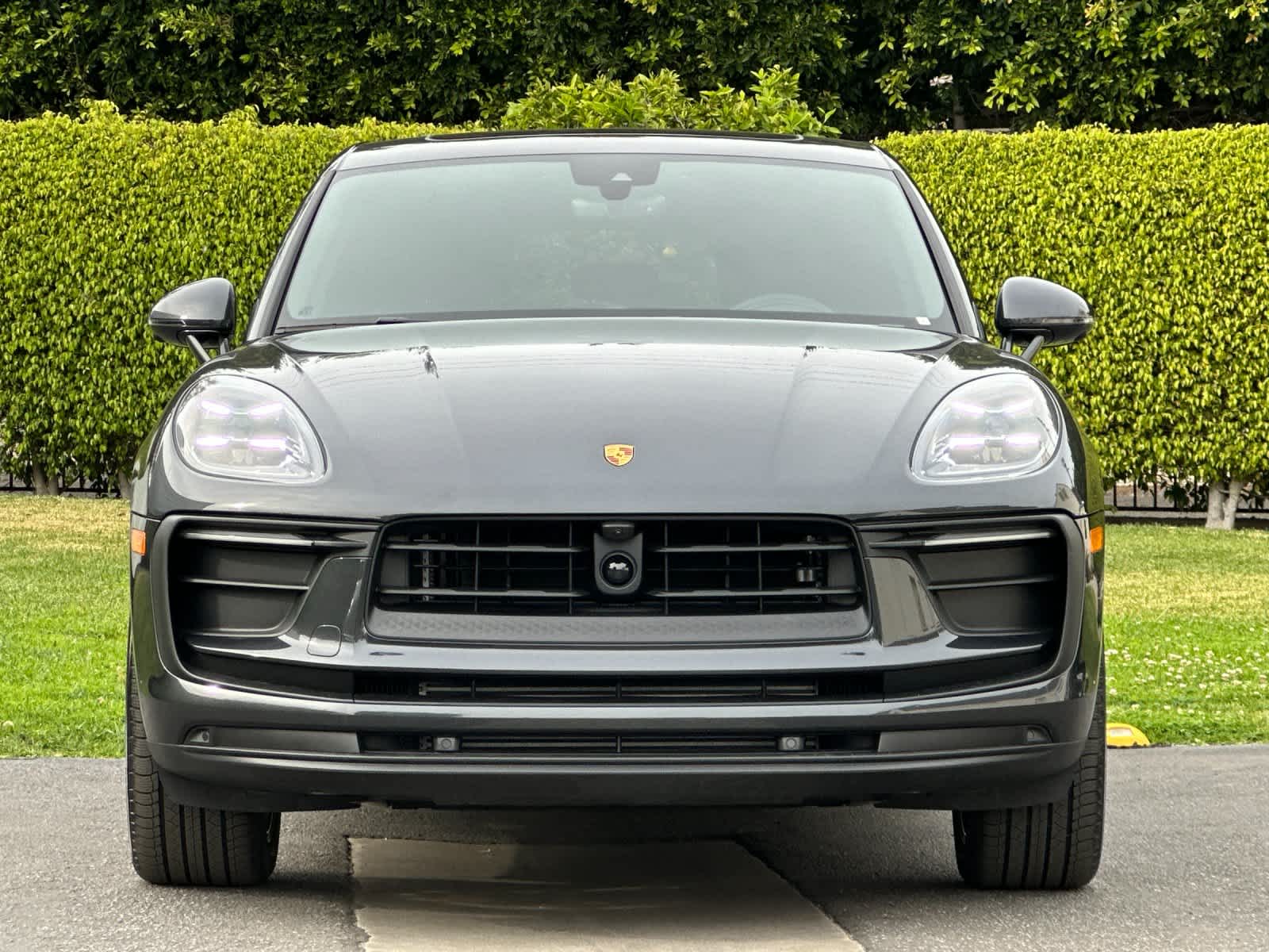 Thumbnail: 2026 Porsche Macan - 11